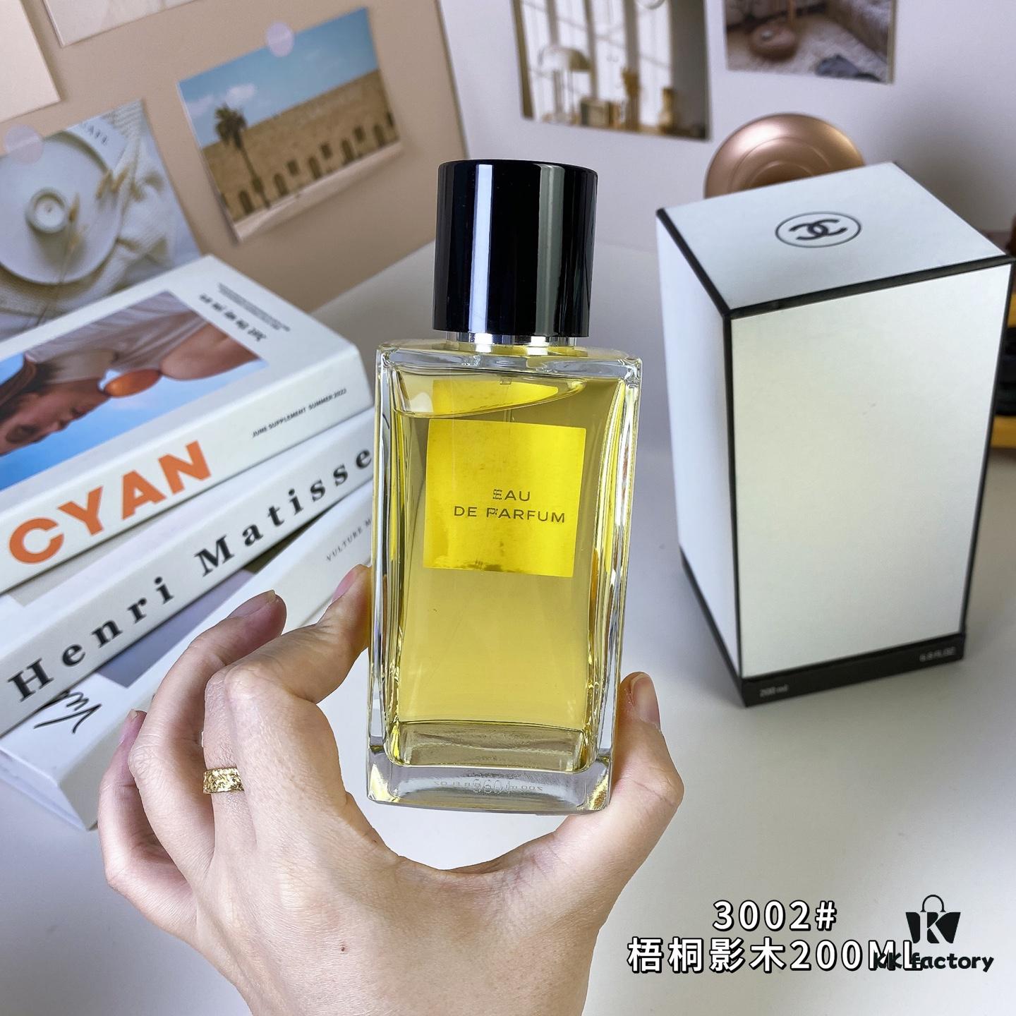 65 3002# Paulownia Shadow Wood Perfume 200ml