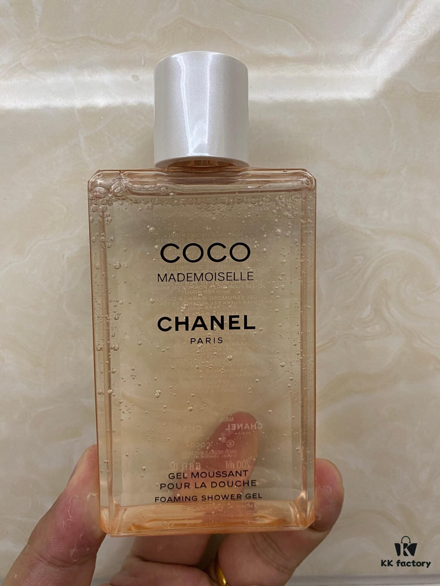 Chanel COCO Fragrance Body Care Set of 3 Pieces! Includes Gift Bag – Shower Gel 200ml + Egg-Shaped Hand Cream 50ml + Moisturizing Body Lotion 200ml