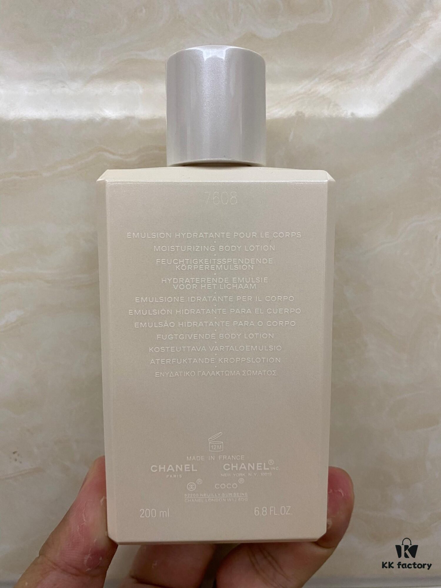 Chanel COCO Fragrance Body Care Set of 3 Pieces! Includes Gift Bag – Shower Gel 200ml + Egg-Shaped Hand Cream 50ml + Moisturizing Body Lotion 200ml