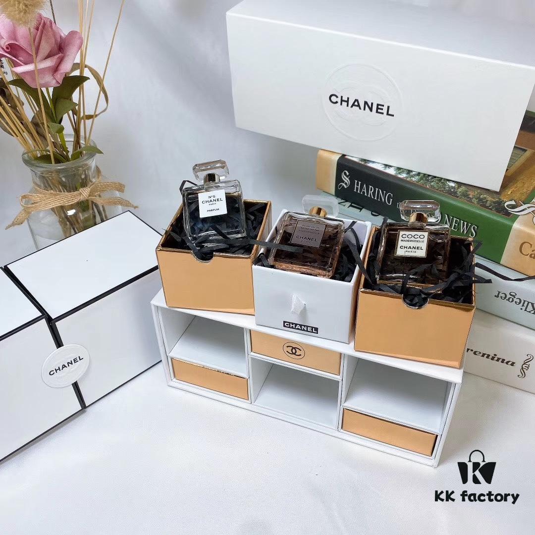 Chanel Q-Sized Christmas Set of Three in Collector's Box, Wooden Packaging, 7.5ml Each, No Spray Nozzles, Miniature Scents: L'Eau de Chanel, Modern Coco, Rich Coco, Multi-Functional Box for Storing Lipsticks and Jewelry