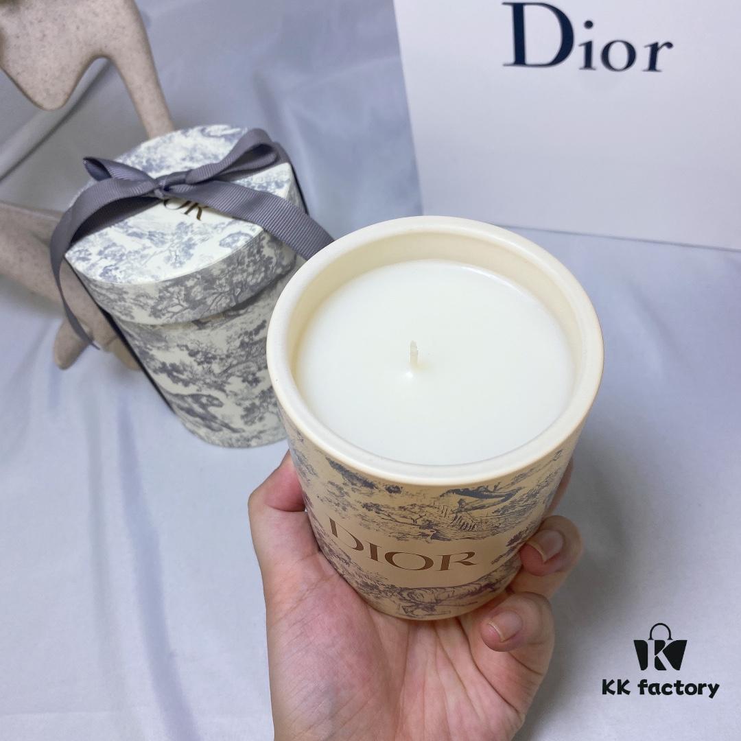 Dior Large Size Deep Green Jouy Print Hydrangea Scent Perfumed Candle Gift Set, Housewarming Gift 280g, with Boutique Shopping Bag