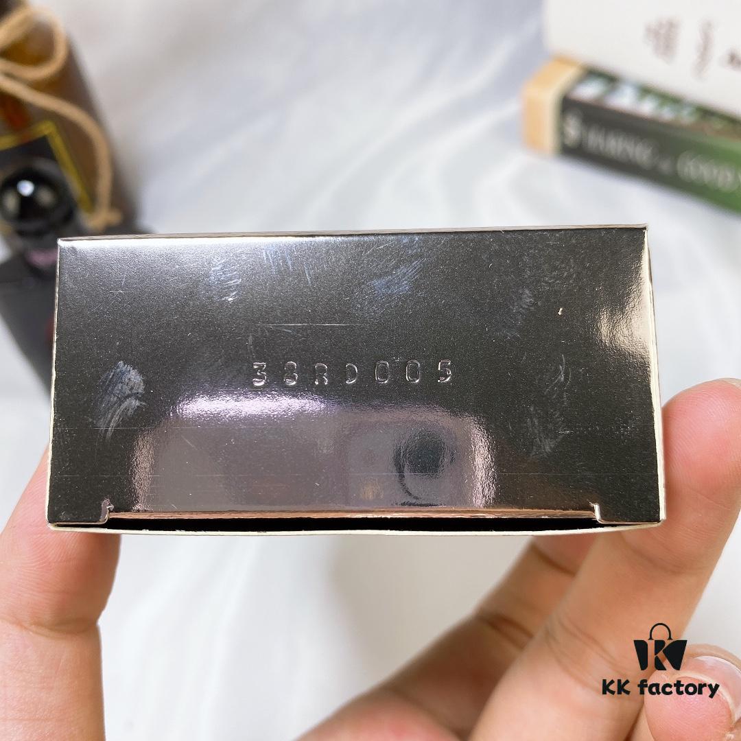 YSL Saint Laurent Black Opium EDP for Women, Rock-inspired Fragrance – Top Notes: Pink Pepper, Orange Blossom, Pear; Middle Notes: Coffee, Jasmine; Base Notes: Vanilla, Patchouli, Cedar