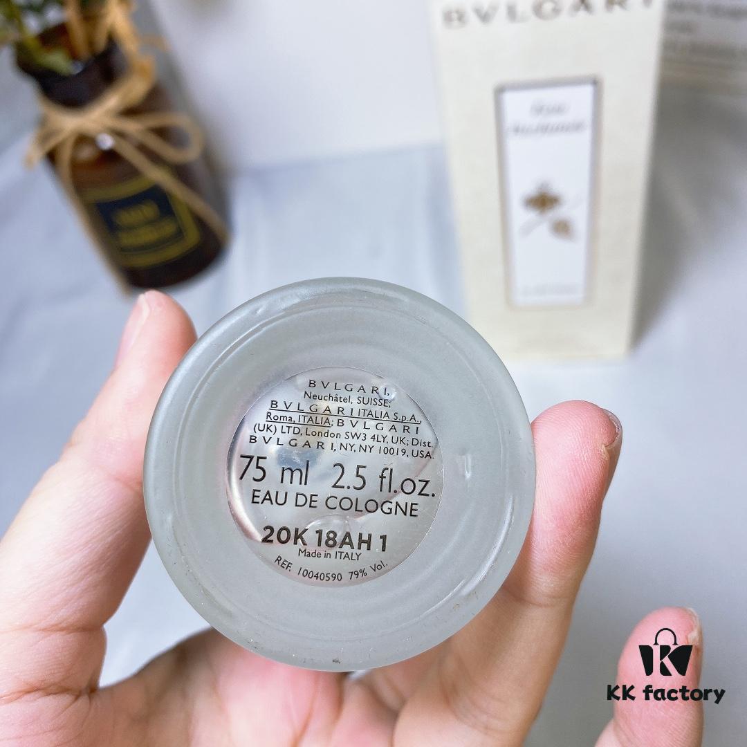 BVLGARI Bulgari White Tea Eau de Cologne for Unisex - Pure and Serene White Tea Aroma 75ml