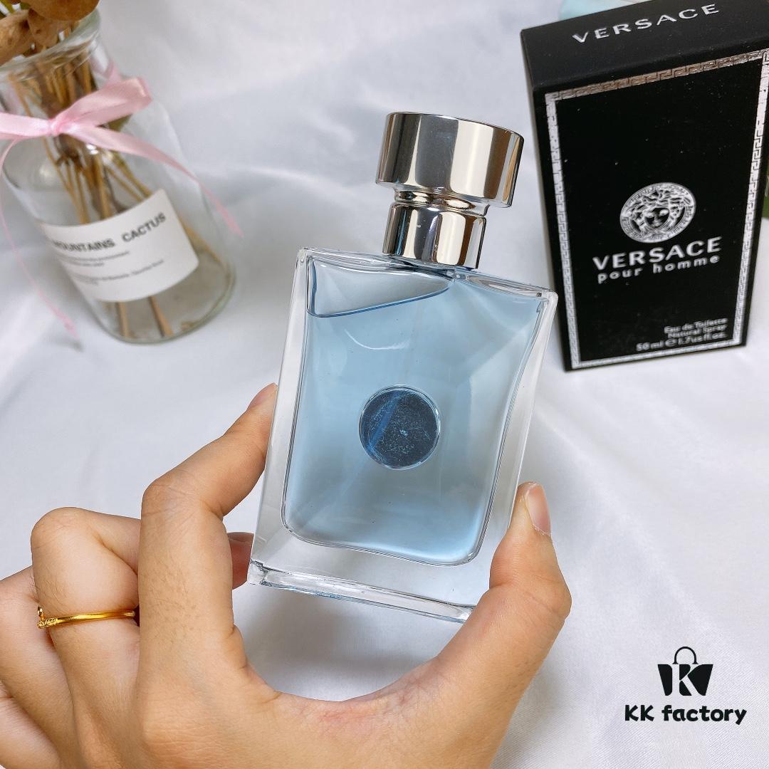 50ml 💕 Versace Pour Homme Eau de Toilette for Men 50ML, Hidden Tube, Fragrance Family: Fresh Citrus Aquatic Notes - Top Notes: Citron, Orange Blossom, Bergamot, Cereal. Middle Notes: Geranium, Hyacinth, Sage, Cedarwood. Base Notes: Tonga Bean, Musk, Amber.