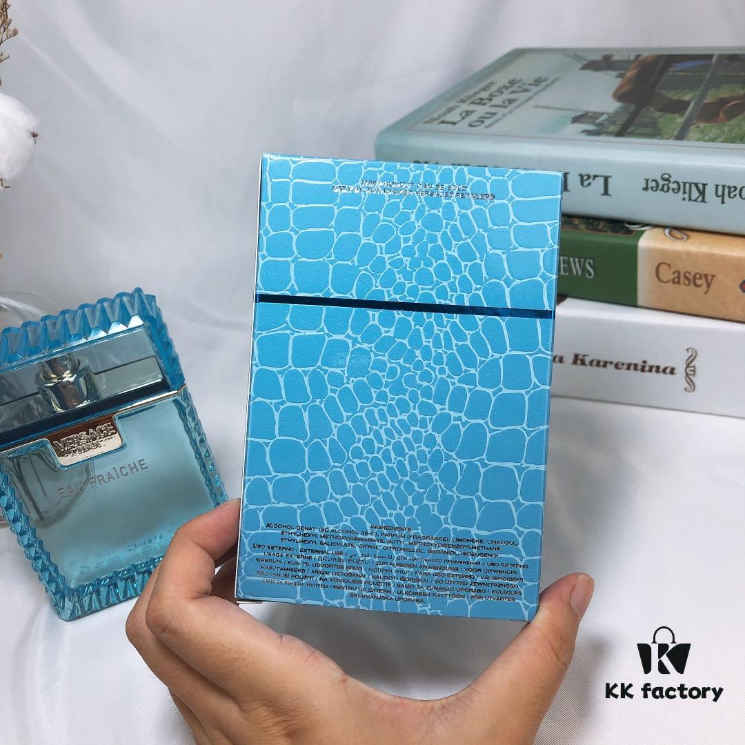 Versace Pour Homme Eau de Toilette, Long-Lasting Fresh Woody Aquatic Fragrance for Men, 100ml