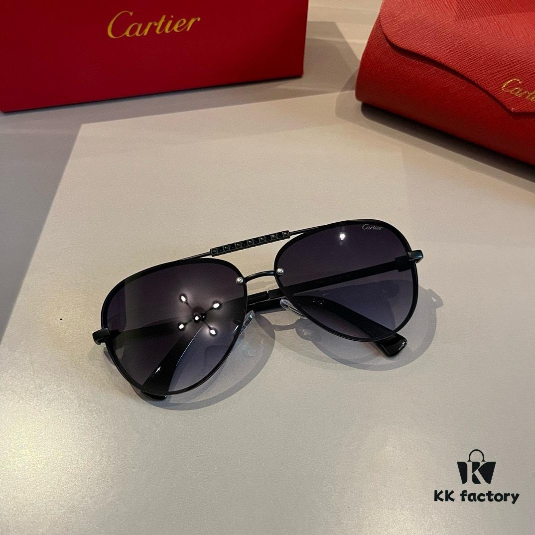 Cartier Men's High-End Oversized Aviator Sunglasses, 1:1 Replica of Official Website Version, Elegant and Luxurious Design with Minimalist Iconic Logo on Temples