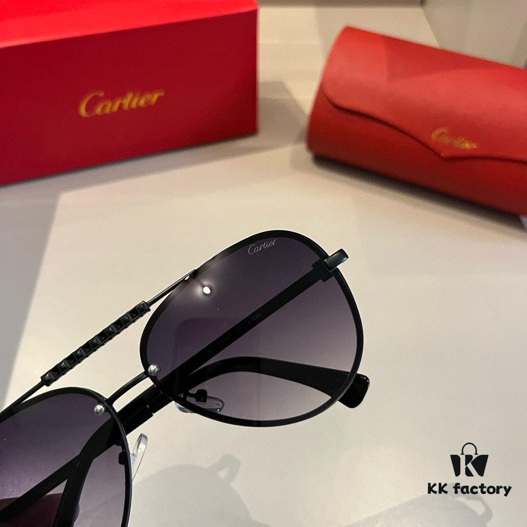 Cartier Men's High-End Oversized Aviator Sunglasses, 1:1 Replica of Official Website Version, Elegant and Luxurious Design with Minimalist Iconic Logo on Temples