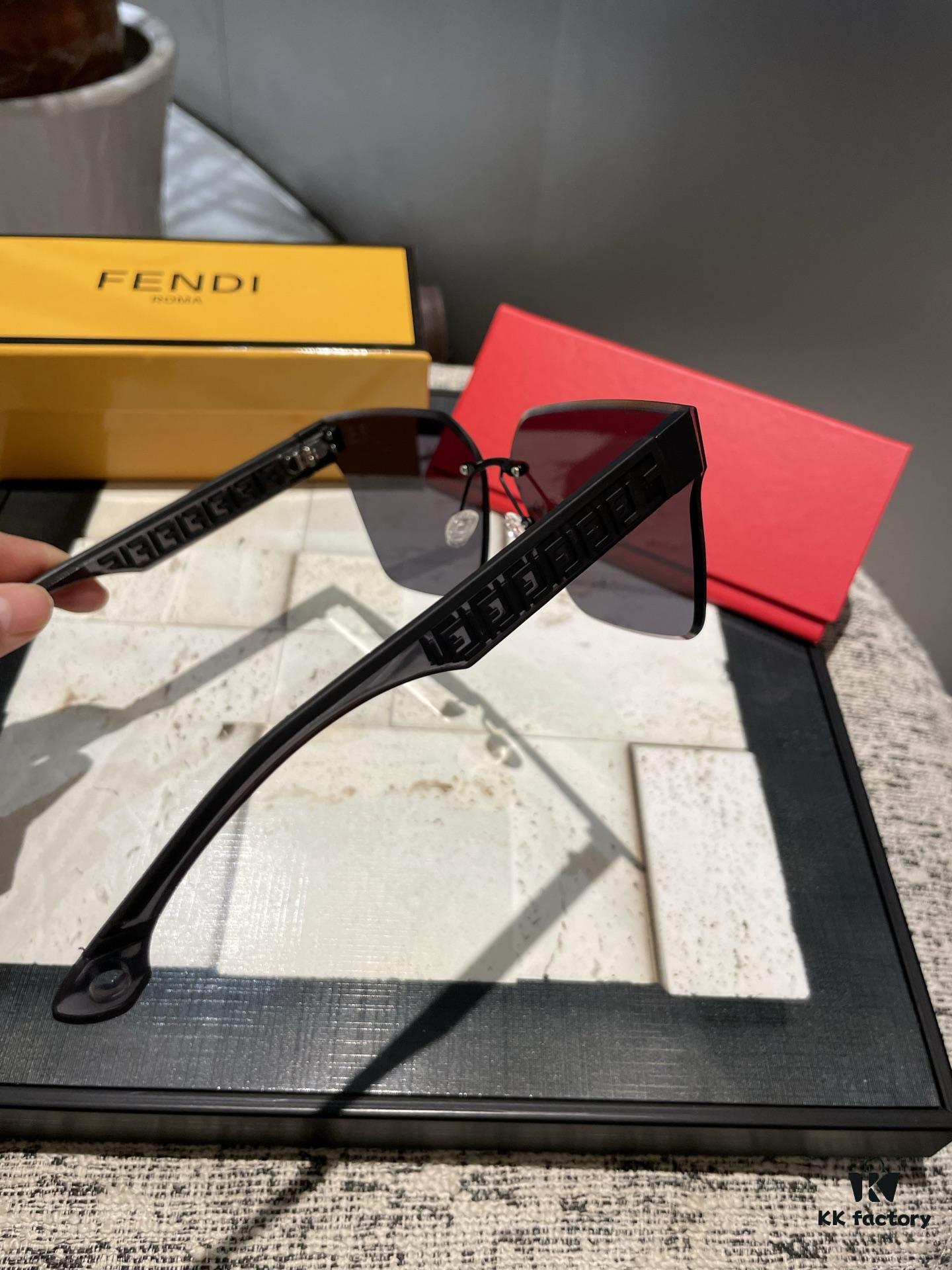 Fendi💌Polaroid Resin Sunglasses😎New Style Chanel-Inspired Shades for Reducing Glare🥰Blocks Harmful Light and Radiation😊Essential Fashion Accessory for Travel and Outings🌸Great for Driving Too🧐Brand Philosophy - Trends Come and Go, but Style Remains Eternal🥳6115 Eyewear Sunglasses