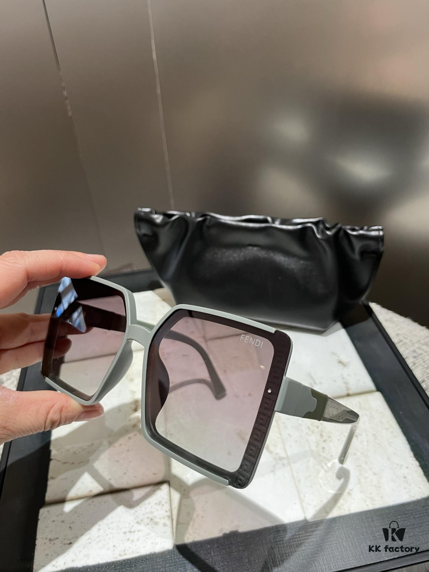 Fendi 💫 Polarized 💫 Fashionable and Elegant Sunglasses for Women