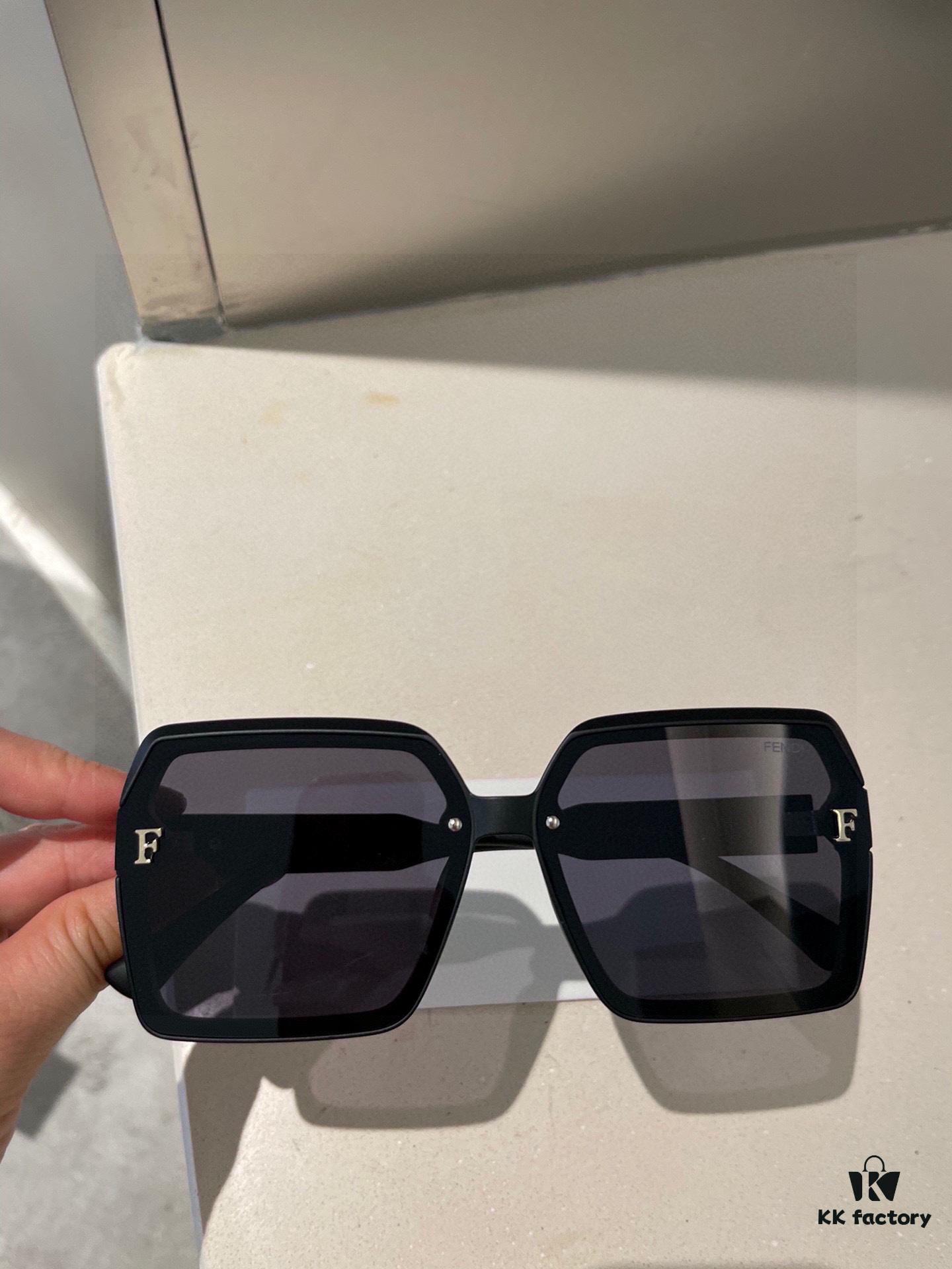 Fendi Polarized Resin Sunglasses New Arrival Small Fragrance Sun Glasses Reduce Glare and Block Harmful Radiation Light Perfect for Travel Fashion and Daily Wear Great for Driving