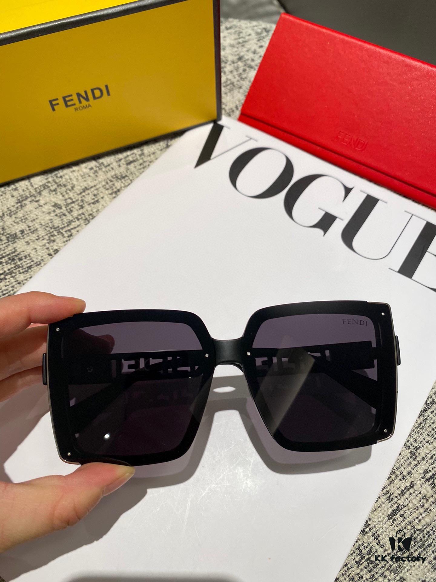 Fendi Postaloy Polarized Sunglasses 😎 New Fashion Stylish Sun Glasses, Reduce Glare and Block Harmful Radiation 🥰 Essential for Travel, Outfits, and Driving 🌸