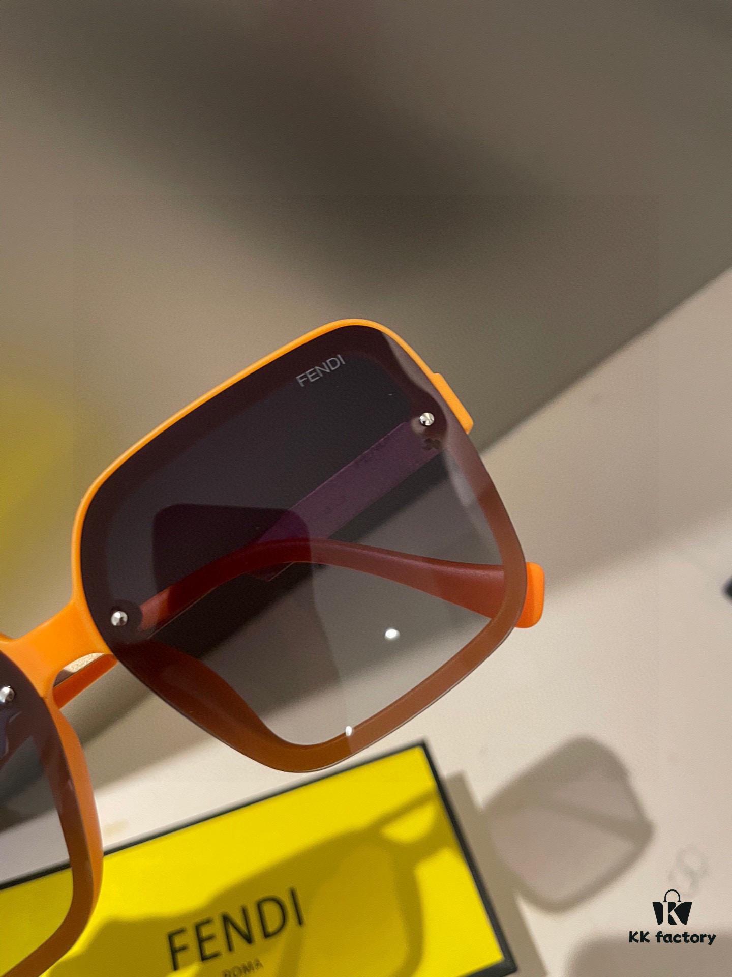 Fendi Women's Polarized Sunglasses 🕶️ Fashionable Face-Framing Luxury Style Trendy Design Recommended from Live Stream (6071)