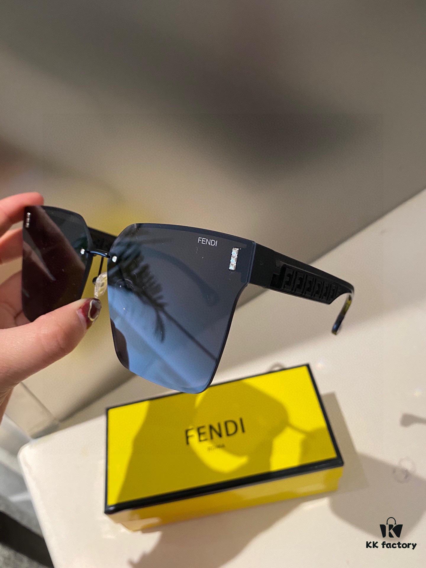 Fendi Postaloy Polarized Sunglasses 😎 New Style Chic Sun Glasses to Reduce Glare, Block Harmful Radiation, Perfect for Travel and Daily Wear 🌸 Ideal for Driving Too 🧐 Brand Philosophy - Trends Fade, Style Remains 🥳 6115 Eyewear