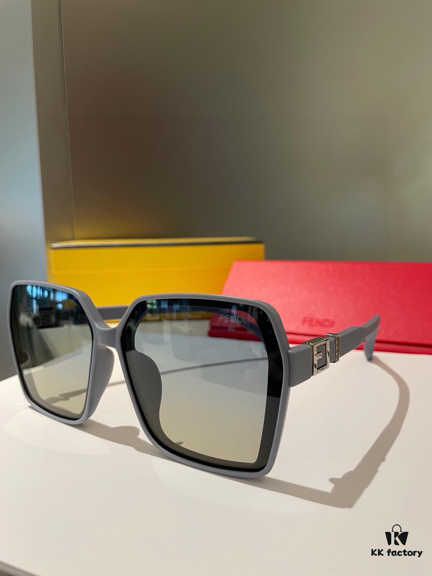 Fendi Women's Polarized Sunglasses 🕶️ Fashionable Face-Framing Designer Style Trendy Sunglasses Live-Stream Recommended Model (6109)