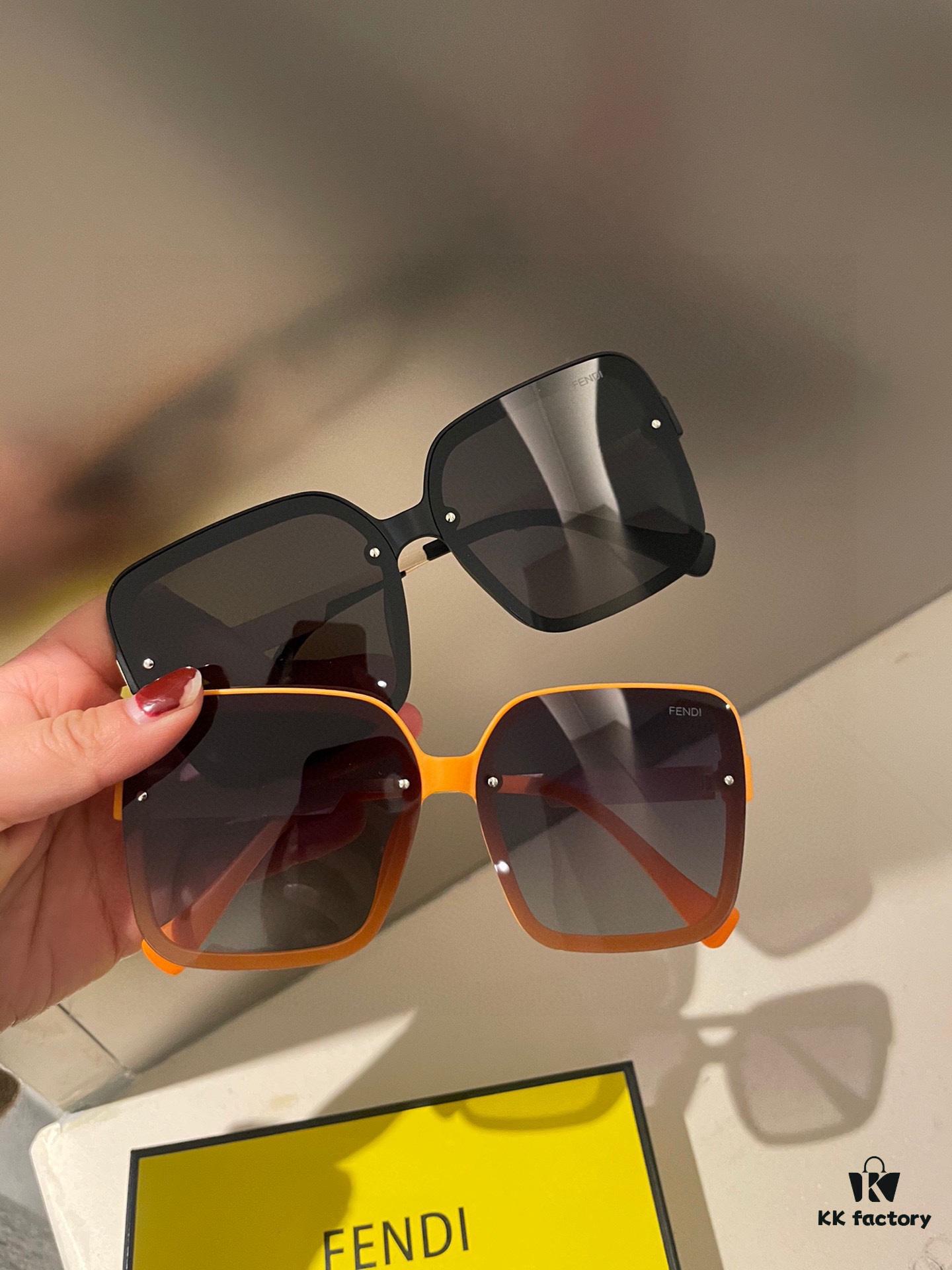 Fendi Women's Polarized Sunglasses 🕶️ Fashionable Face-Framing Designer Style Popular Live Stream Recommendation (6071) Eyewear