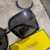 Fendi Women's Polarized Sunglasses 🕶️ Fashionable Face-Framing Designer Style Trendy Look Live-Stream Recommended Model (6071) Eyewear