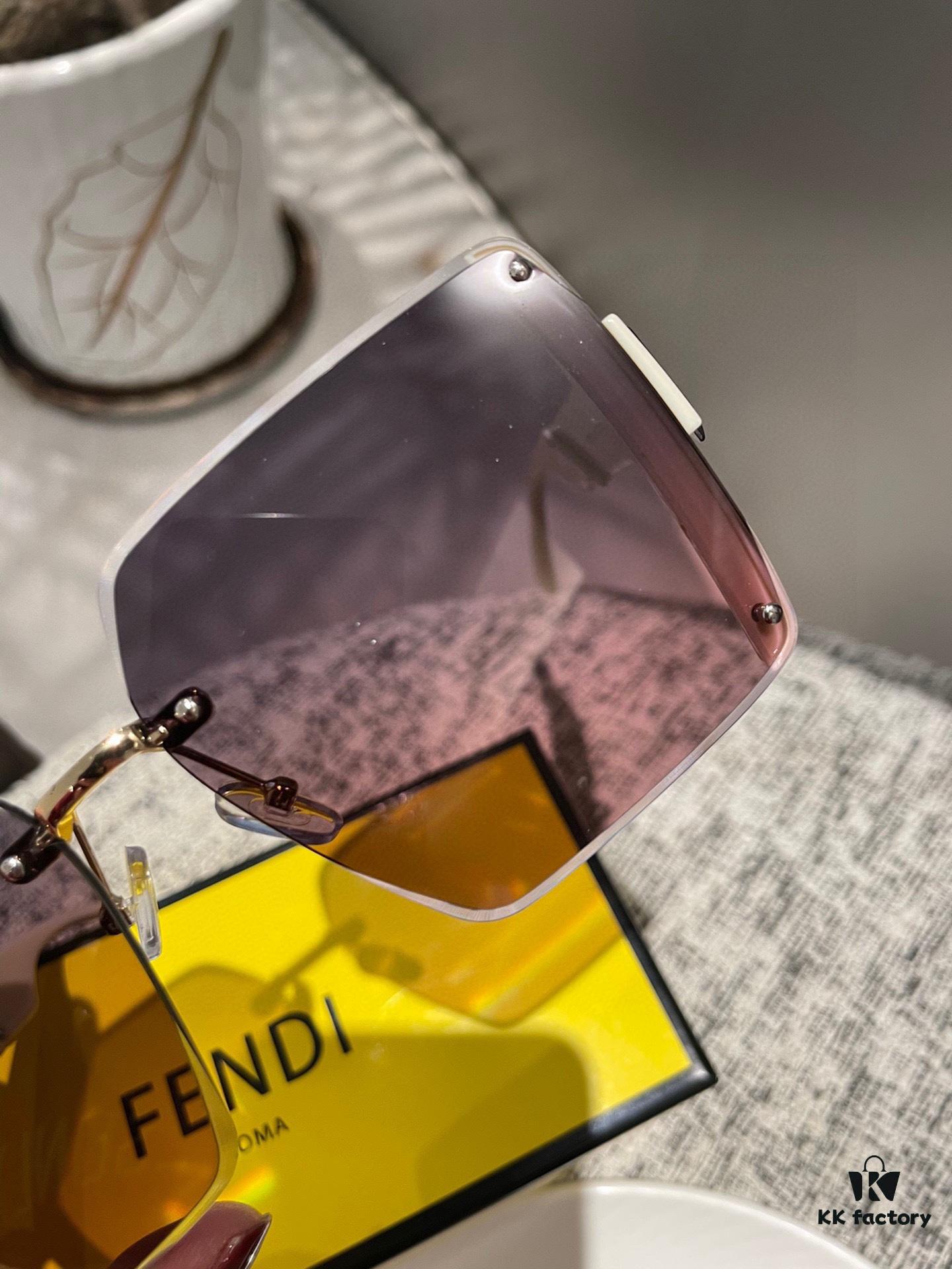 Fendi 💫 Polarized 💫 Stylish and Elegant Sunglasses for Women