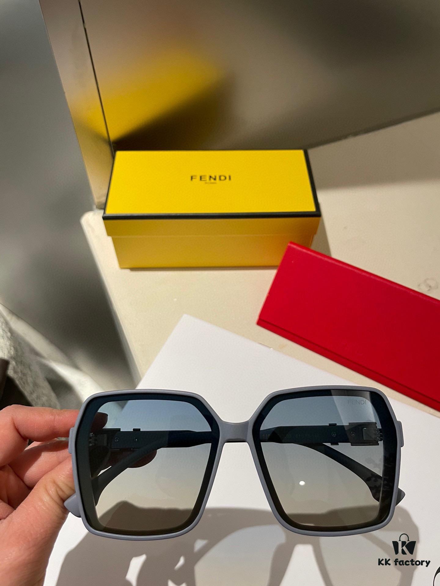 Fendi Women's Polarized Sunglasses 🕶️ Fashionable Face-Framing Designer Style Trendy Sunglasses Recommended in Live Stream (6109)
