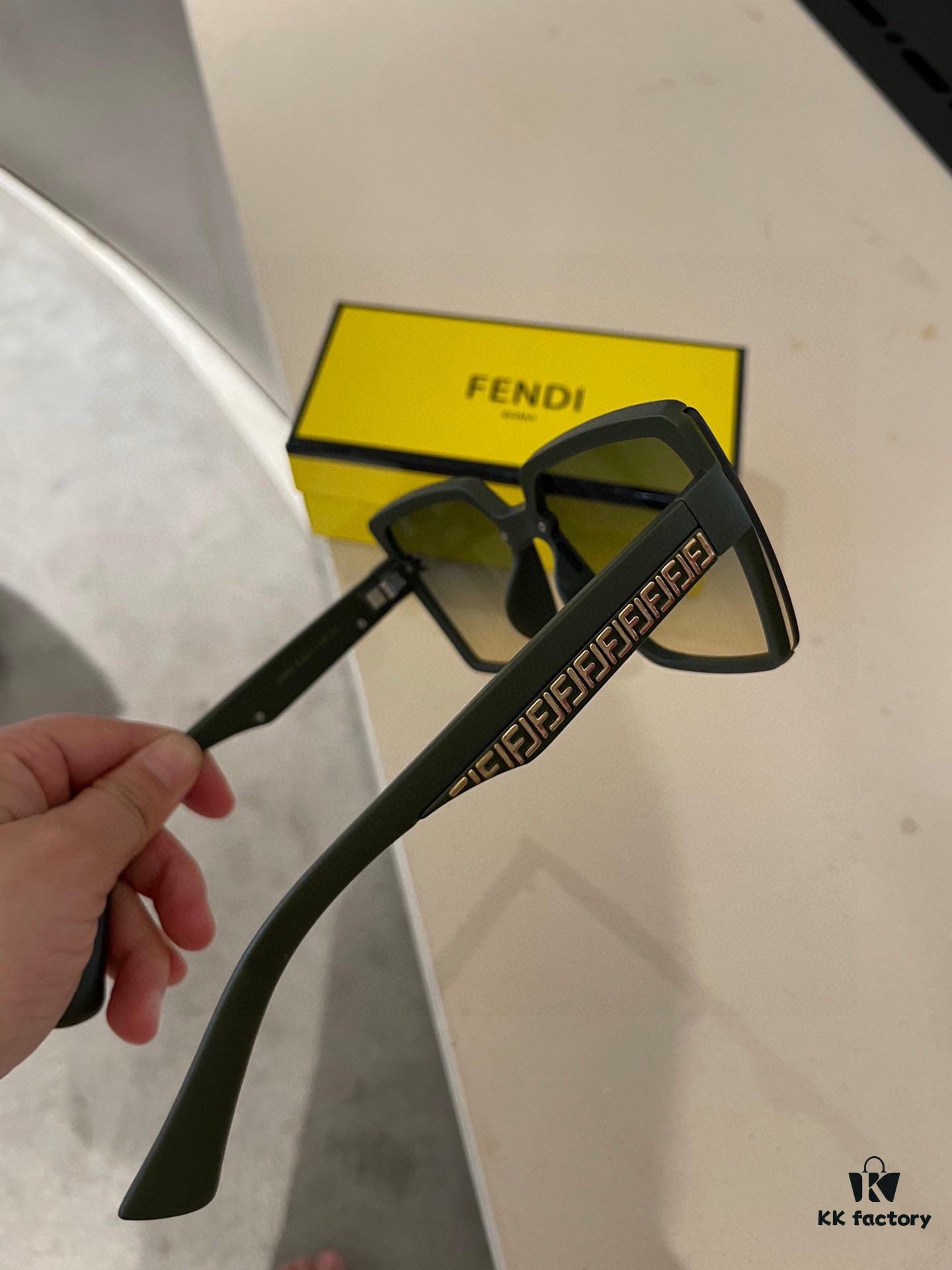 Fendi Postaloy Polarized Sunglasses 😎 New Stylish Chic Sun Glasses to Reduce Glare 🥰 Block Harmful and Radiative Light, Essential for Travel and Outfits 🌸 Suitable for Driving 🧐 Brand Philosophy - Trends Come and Go, Style Remains Forever 🥳