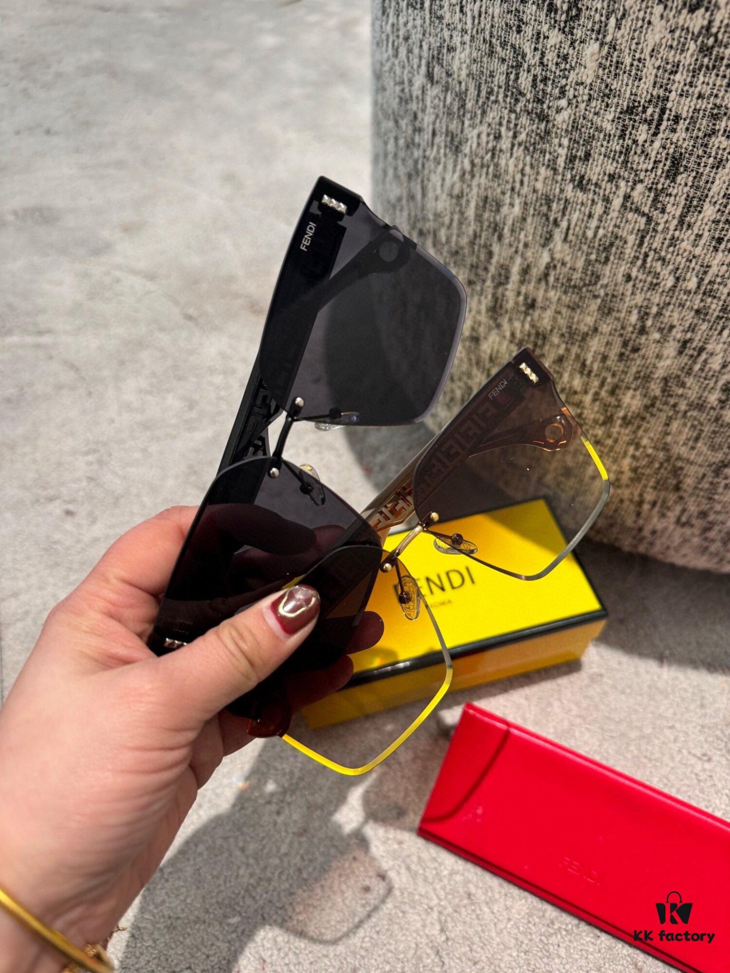 Fendi Polarized Resin Sunglasses 😎 New Style Chic Sun Glasses, Reduce Glare, Block Harmful Light and Radiation 🥰 Essential for Travel and Styling 🌸 Suitable for Driving 🧐 Brand Philosophy - Trends Come and Go, but Style Remains 🥳 6115 Eyewear