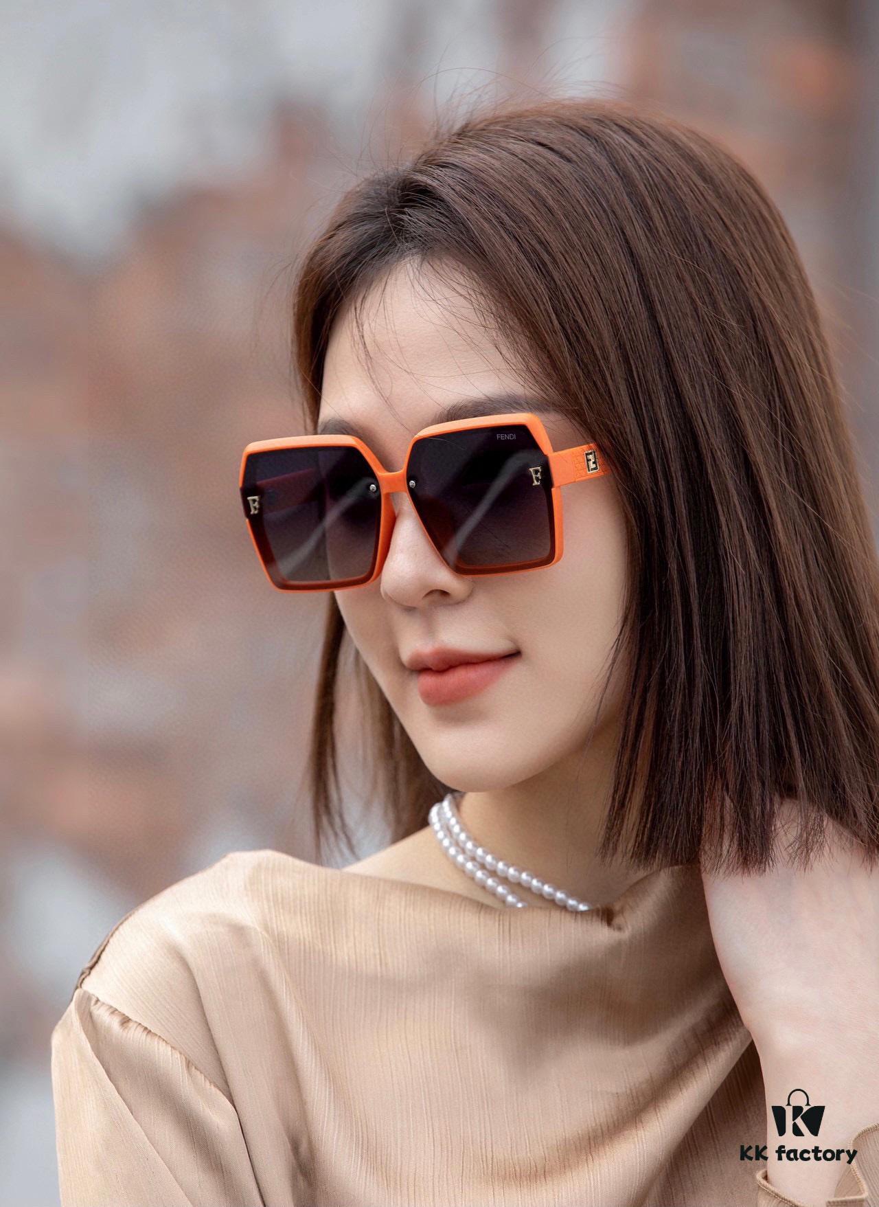 Fendi💌 Polarized Resin Sunglasses😎 New Style Chic Sun Glasses to Reduce Glare🥰 Block Harmful and Radiation Rays😊 Essential Fashion Accessory for Travel and Outfits🌸 Suitable for Driving Too🧐 Brand Philosophy - Trends Come and Go, Style Remains🥳