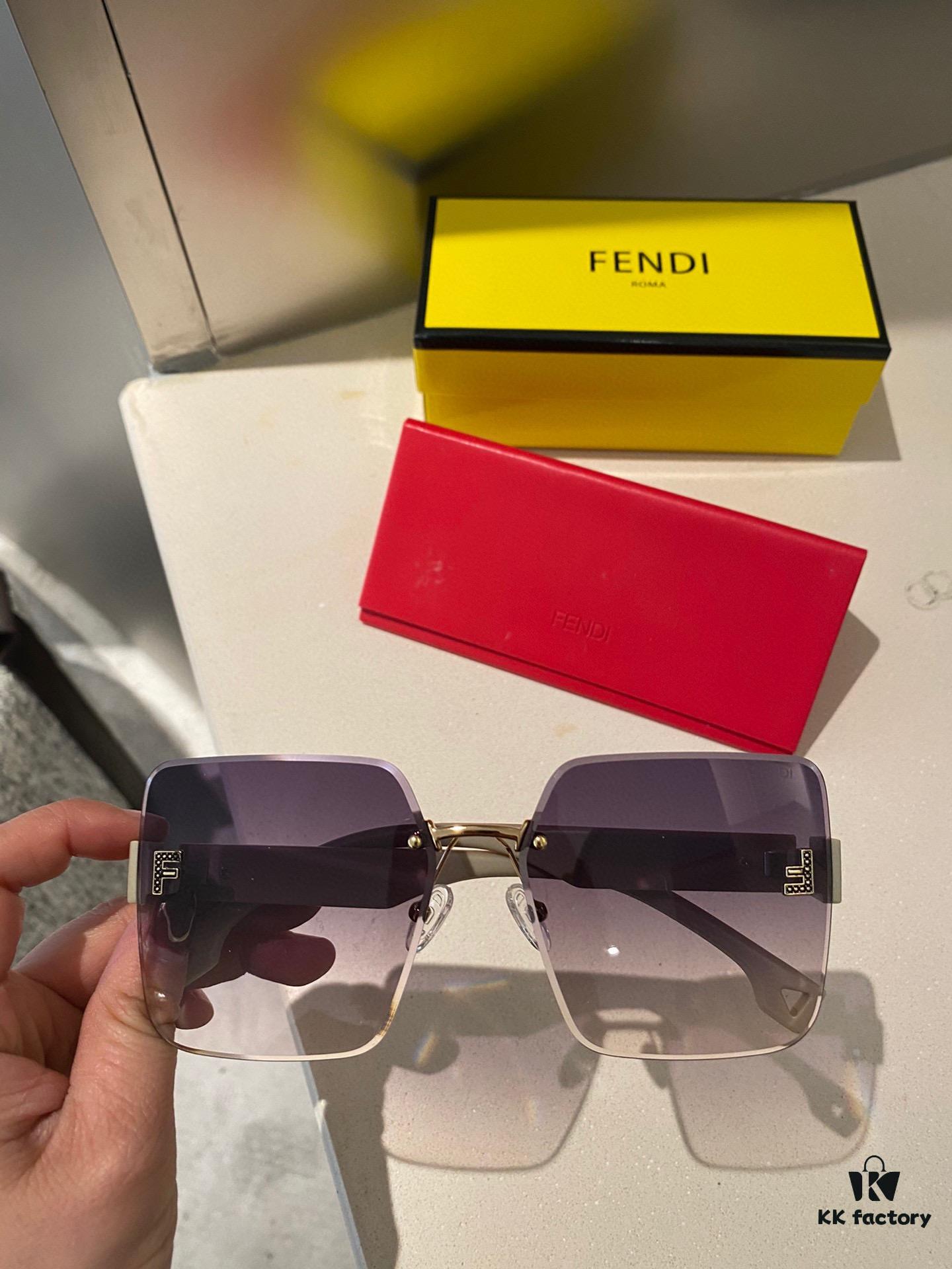 Fendi Postaloy Resin Polarized Sunglasses 😎 New Style Chanel-Style Sunglasses Reduce Glare, Block Harmful Radiation 🥰 Essential for Travel and Styling 🌸 Suitable for Driving 🧐 Brand Philosophy - Trends Come and Go, but Style Remains 🥳 6112 Eyewear Sunglasses