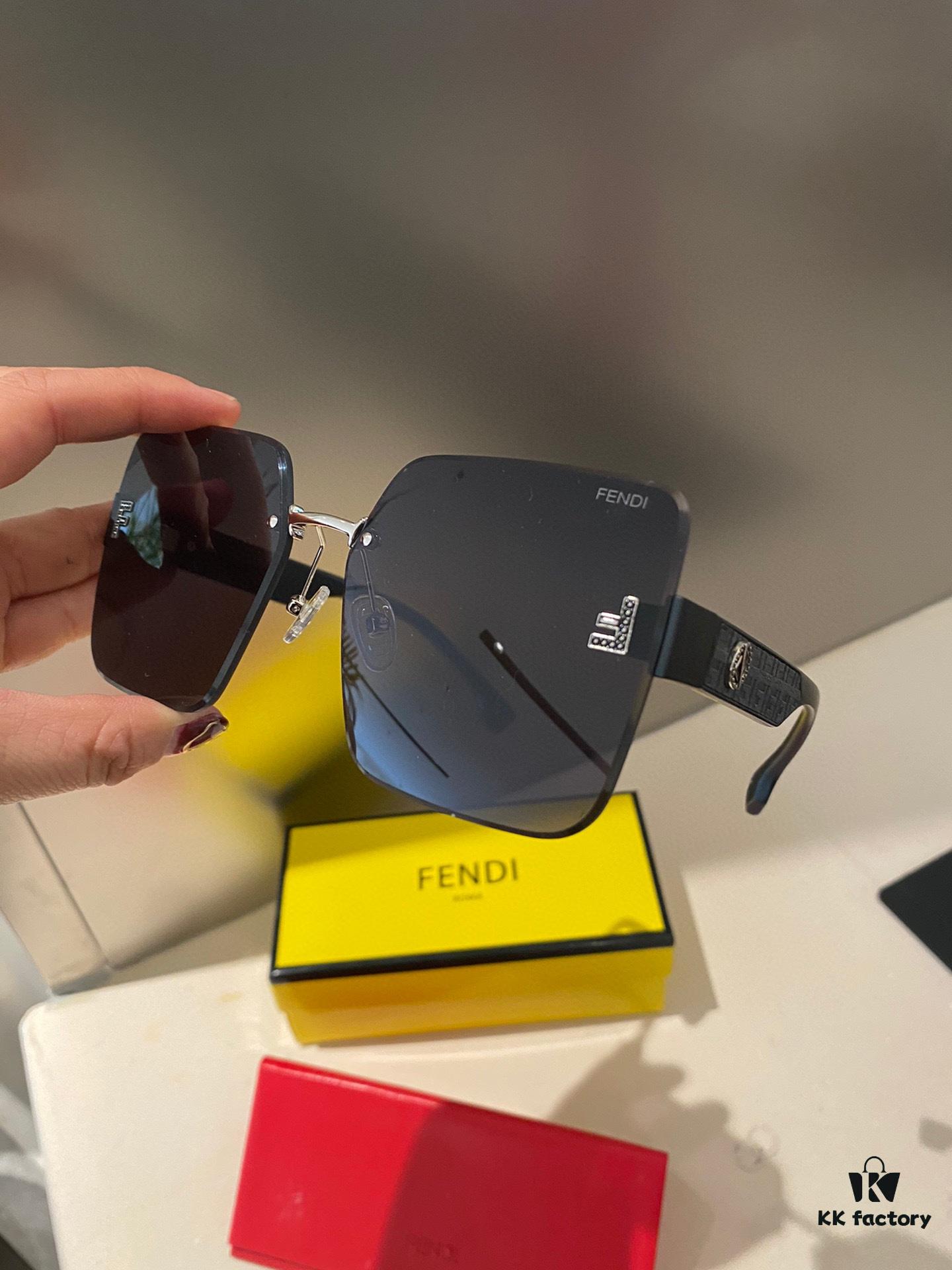 Fendi Postaloy Resin Polarized Sunglasses 😎 New Style Chanel-Style Sunglasses Reduce Glare, Block Harmful Radiation 🥰 Essential for Travel and Styling 🌸 Suitable for Driving 🧐 Brand Philosophy - Trends Come and Go, but Style Remains 🥳 6112 Eyewear Sunglasses