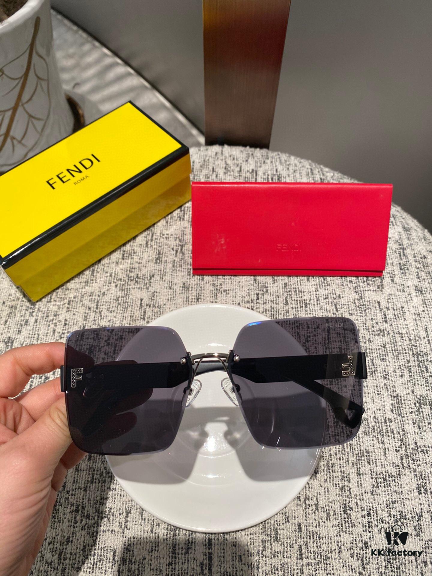 Fendi Postaloy Resin Polarized Sunglasses 😎 New Style Chic Sun Glasses Reduce Glare, Block Harmful Radiation 🥰 Essential for Travel and Outfit Pairing 🌸 Suitable for Driving 🧐 Brand Philosophy - Trends Come and Go, but Style Remains 🥳 6112 Eyewear Sunglasses