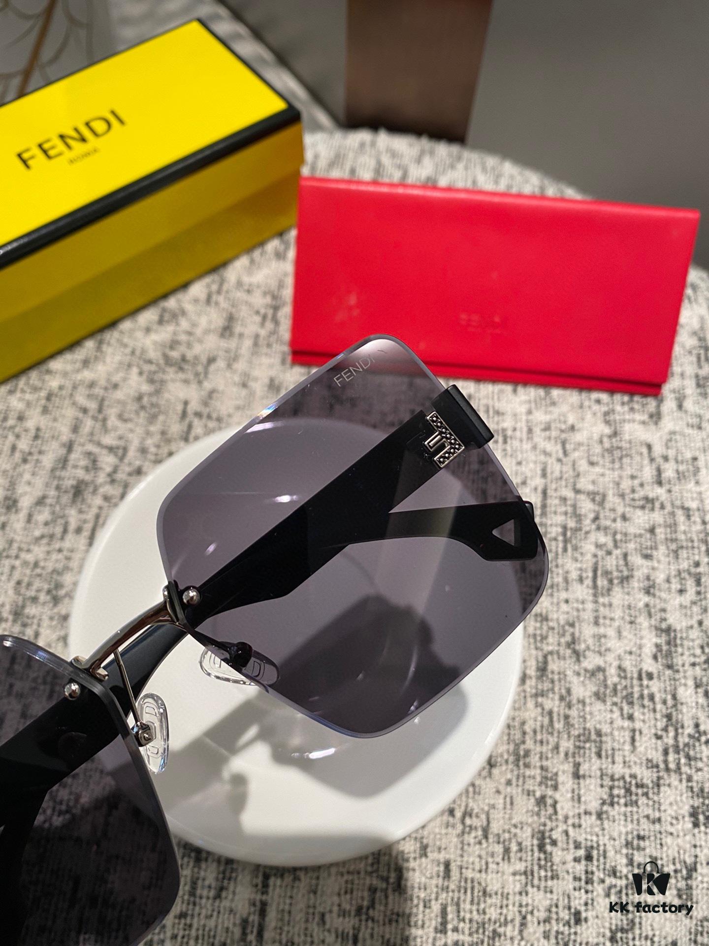Fendi Postaloy Resin Polarized Sunglasses 😎 New Style Chic Sun Glasses Reduce Glare, Block Harmful Radiation 🥰 Essential for Travel and Outfit Pairing 🌸 Suitable for Driving 🧐 Brand Philosophy - Trends Come and Go, but Style Remains 🥳 6112 Eyewear Sunglasses