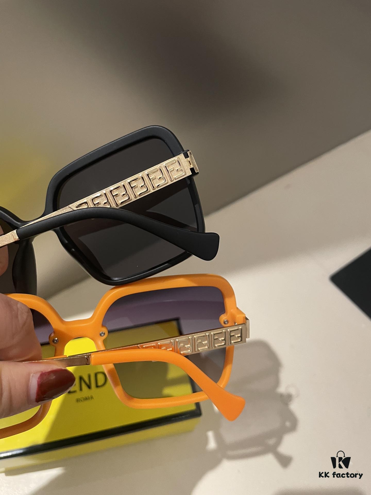 Fendi Women's Polarized Sunglasses 🕶️ Fashionable Face-Framing Designer Style Recommended in Live Stream (6071)