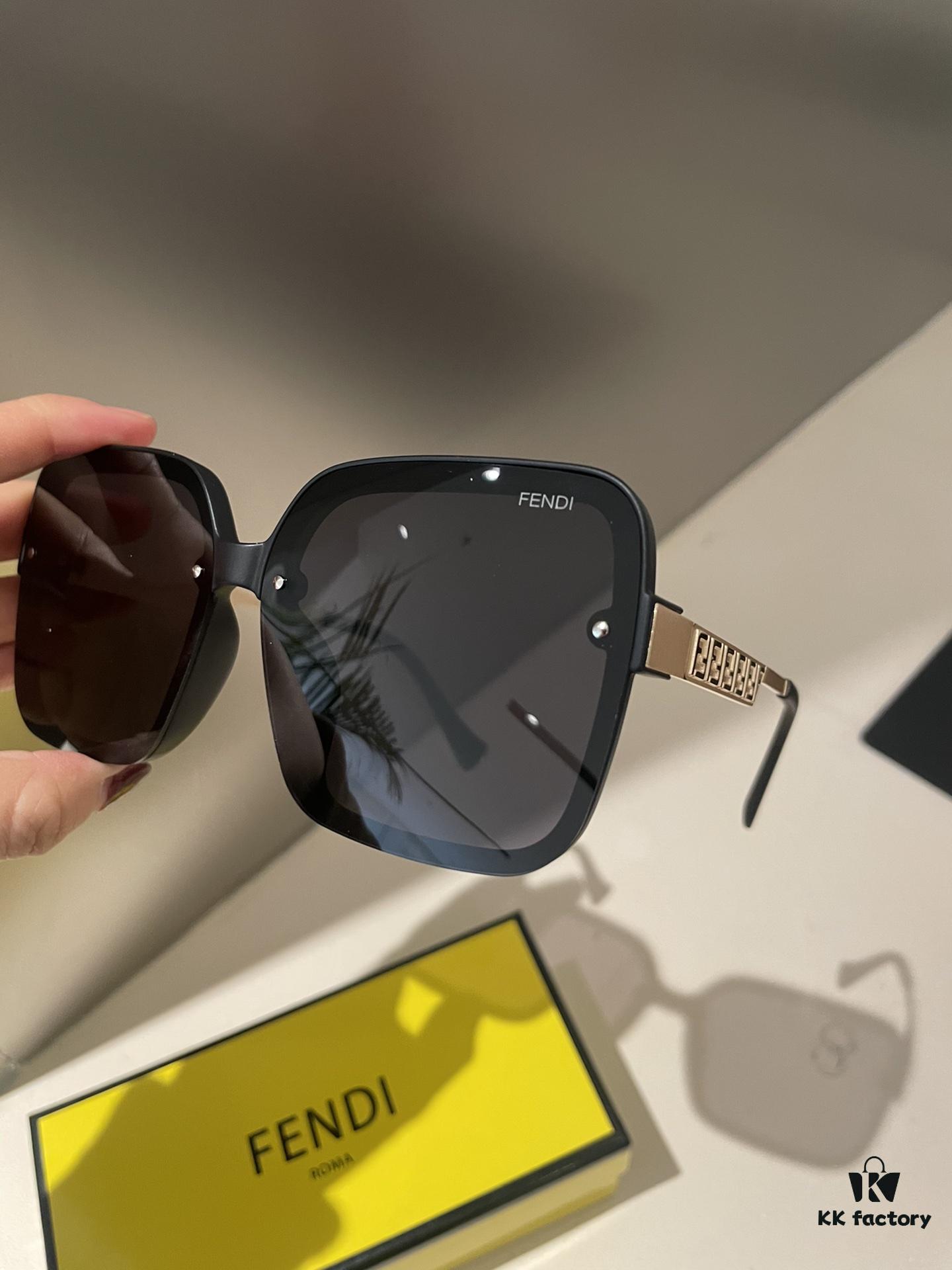 Fendi Women's Polarized Sunglasses 🕶️ Fashionable Face-Framing Designer Style Recommended in Live Stream (6071)