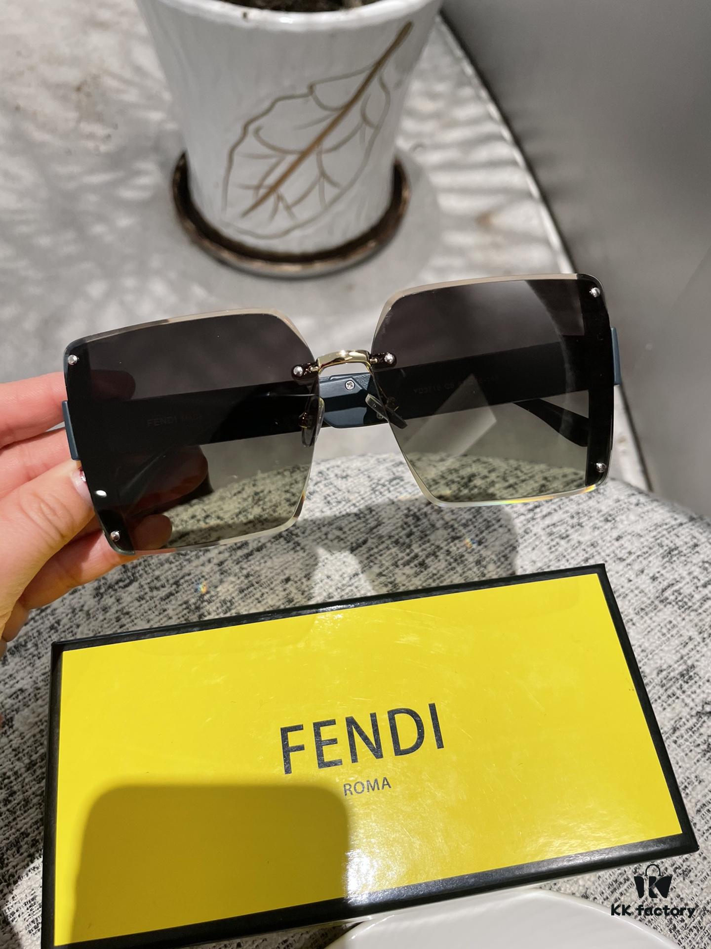Fendi 💫 Polarized 💫 Fashionable and Elegant Sunglasses for Women