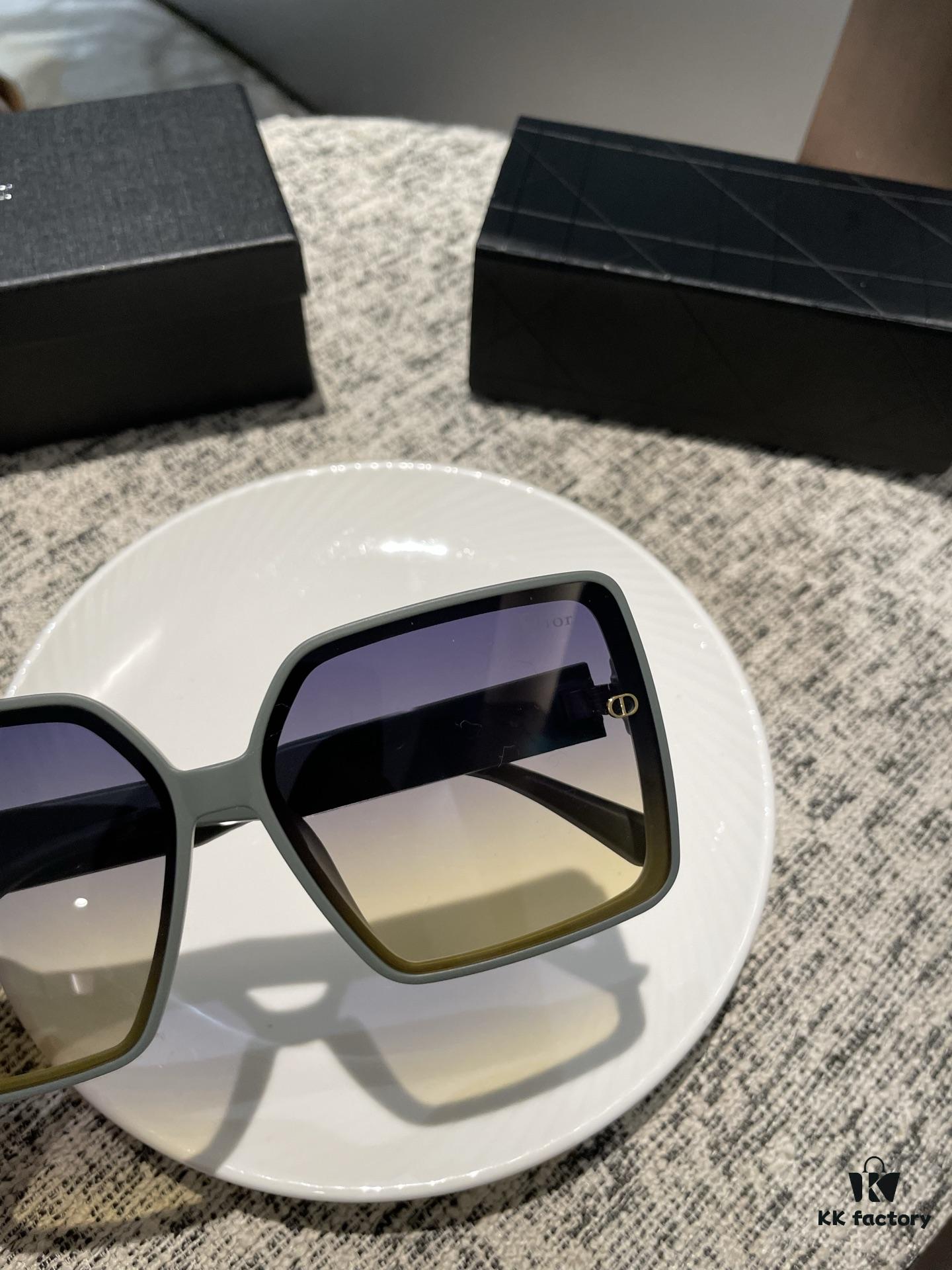 Gucci Polarized Series 2025 New Arrival Polarized Sunglasses, Multiple Styles