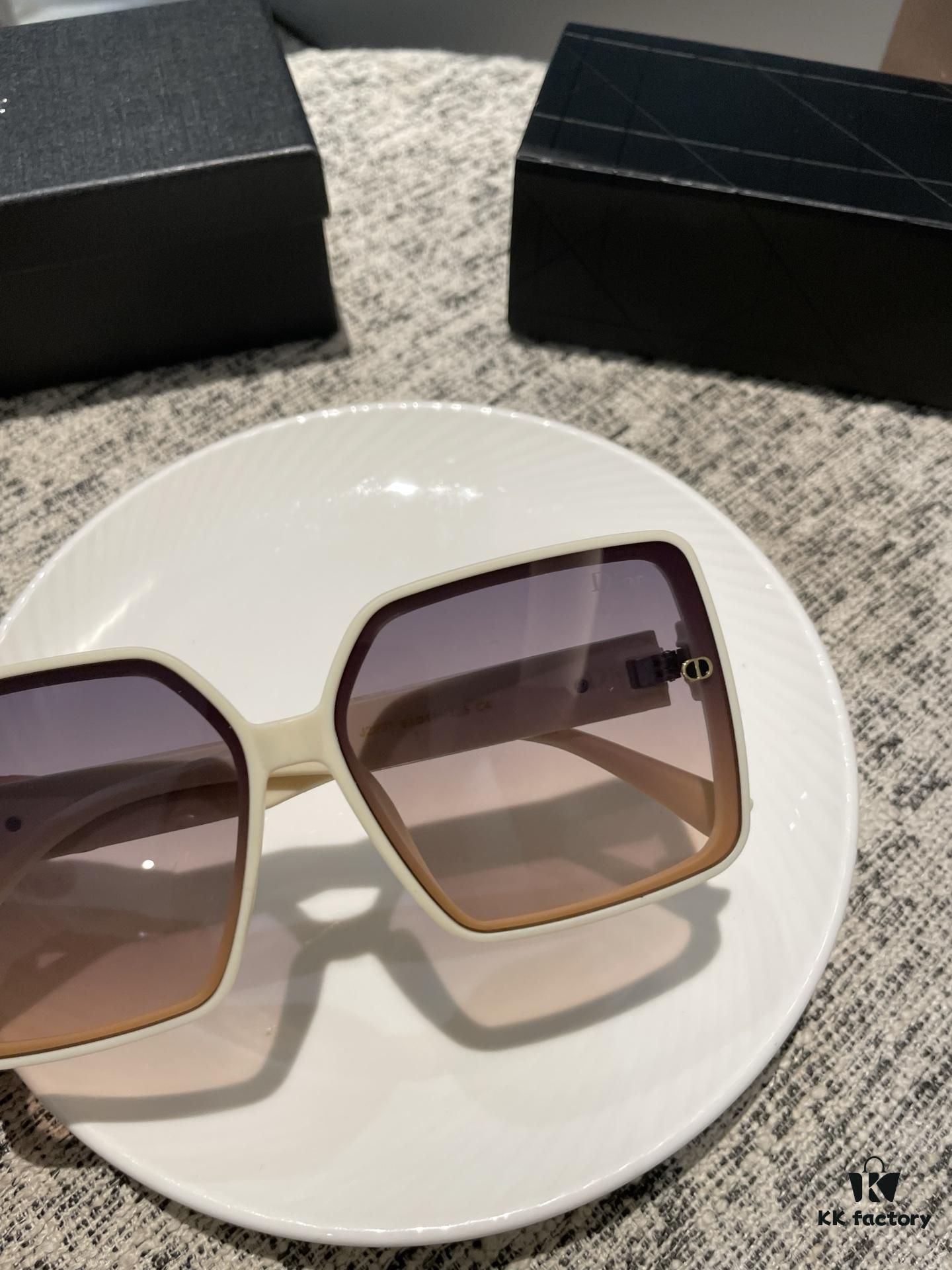 Gucci Polarized Series 2025 New Arrival Polarized Sunglasses, Multiple Styles