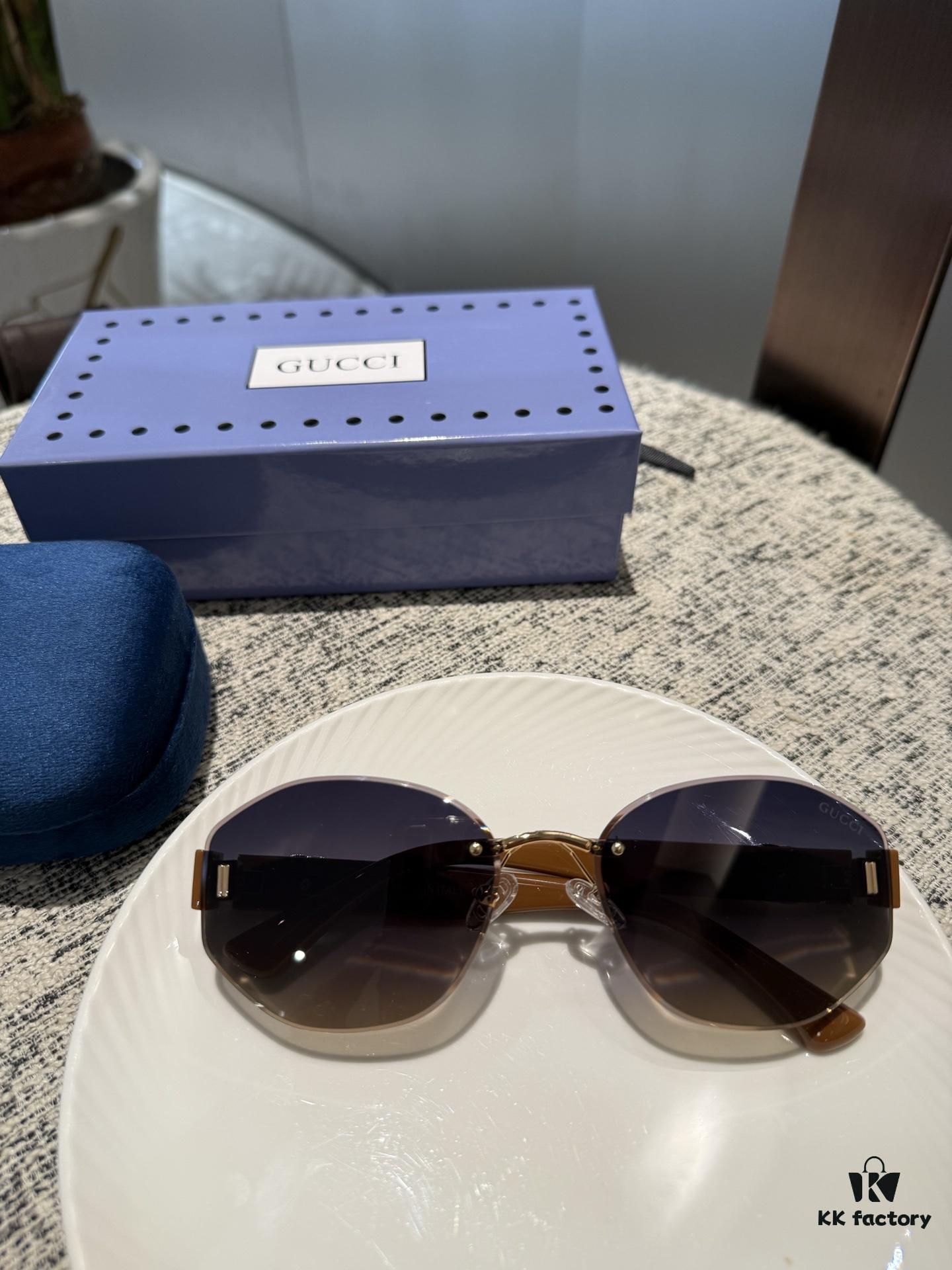 High-Definition Gucci Nylon Polarized Sunglasses for Women