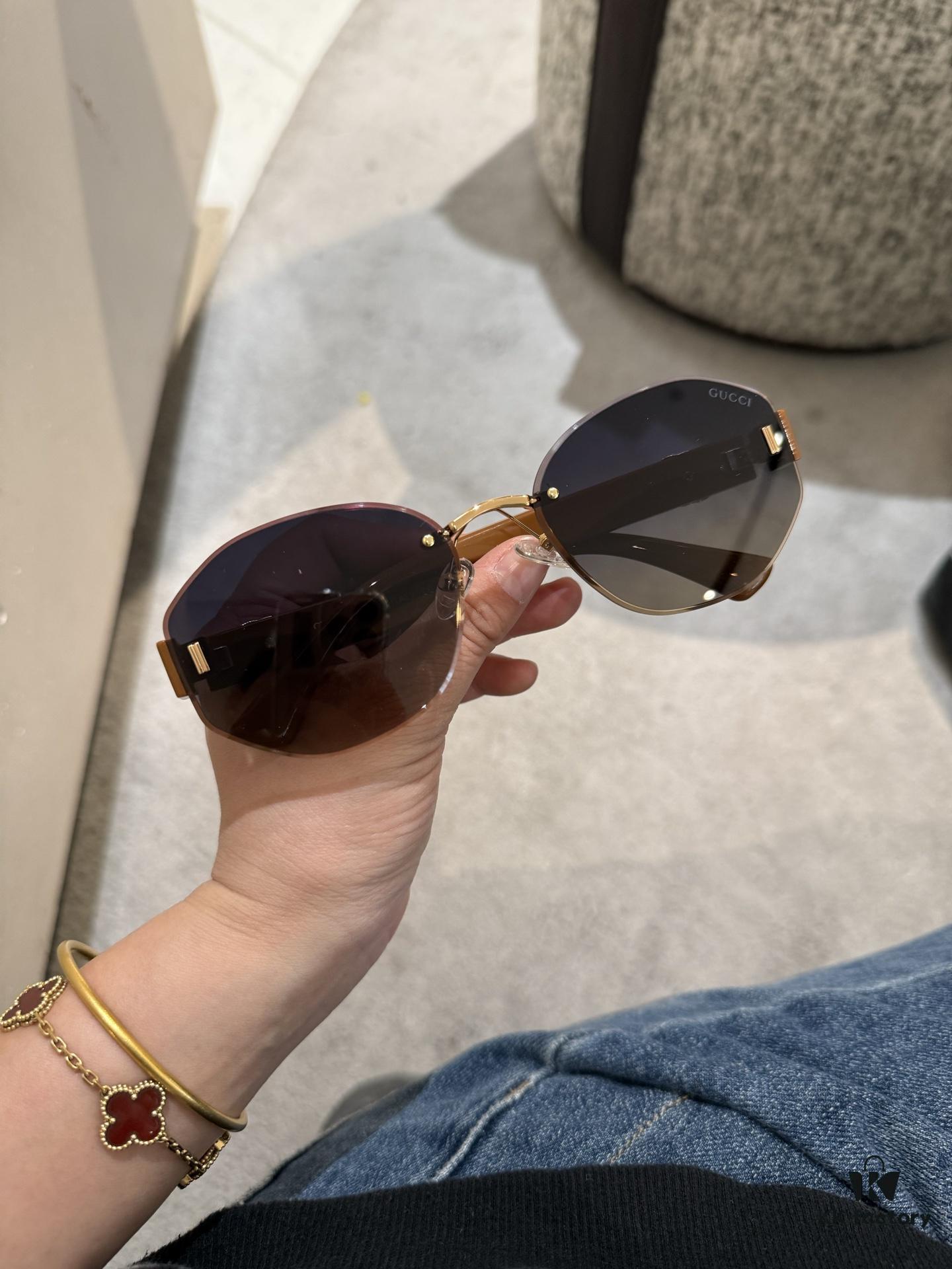 High-Definition Gucci Nylon Polarized Sunglasses for Women