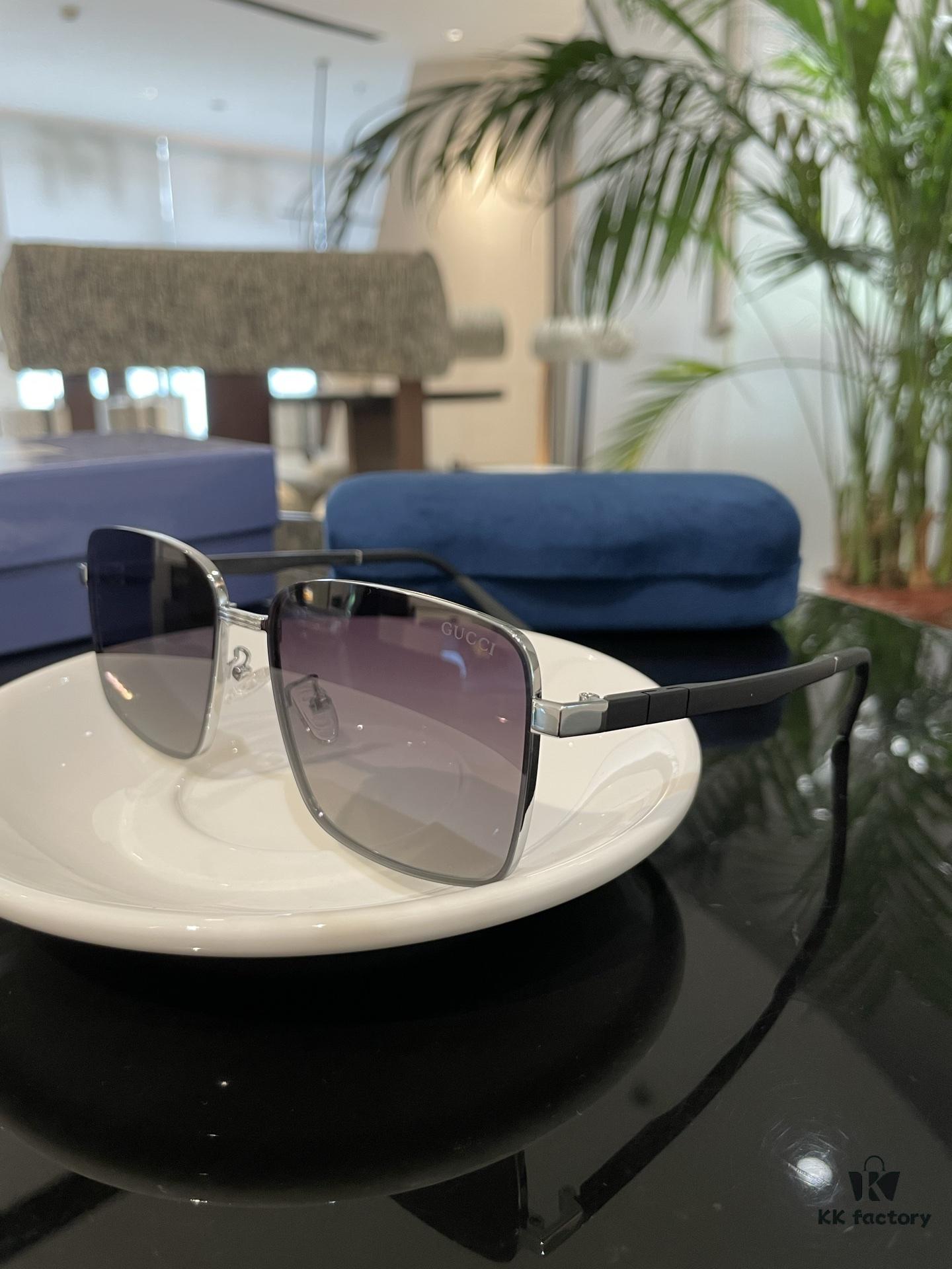 High-Quality Gucci Men's Polarized Sunglasses