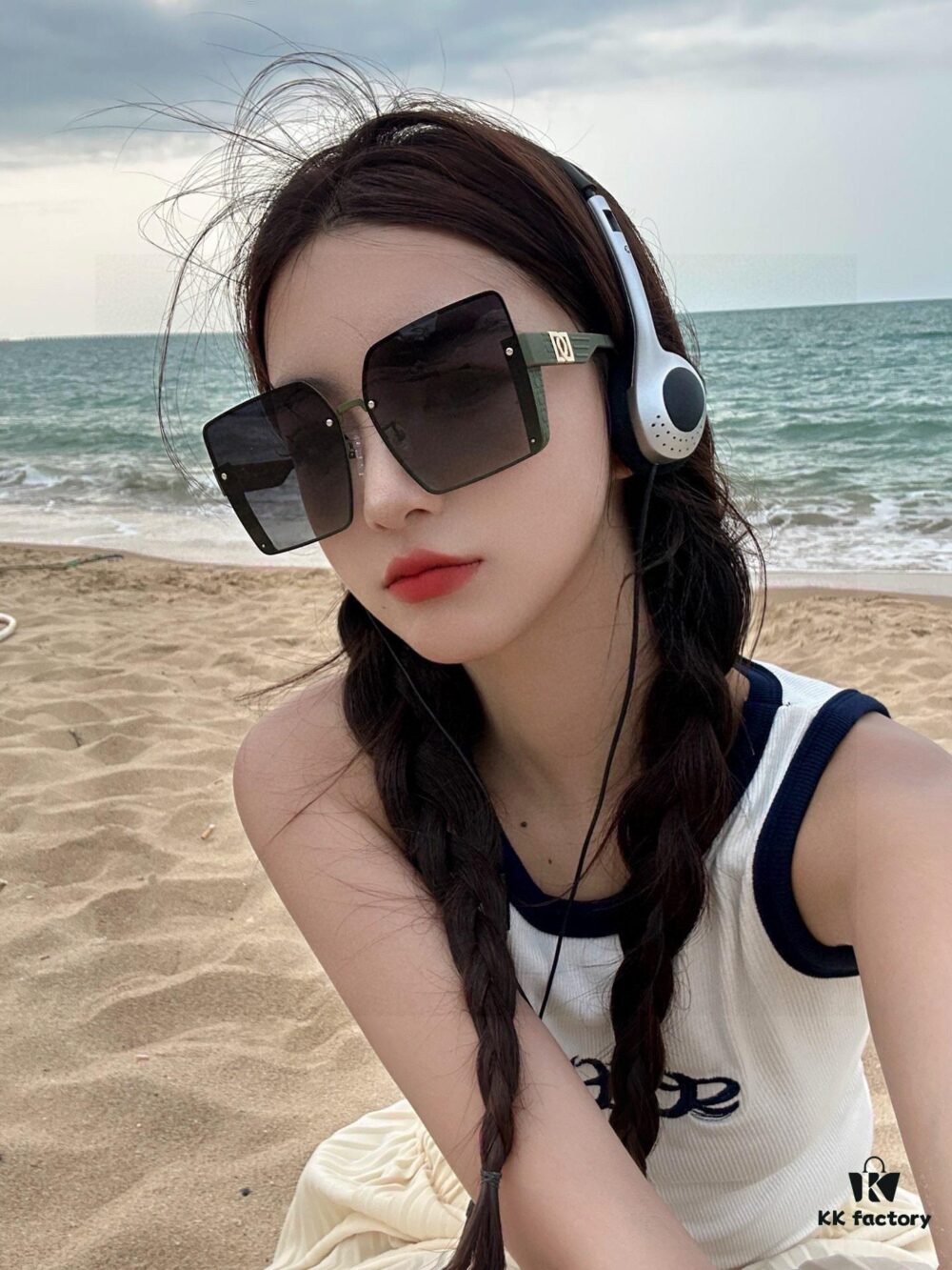 Dior Polarized Resin Sunglasses 😎 New Style Little Chic Sun Protection Glasses, Reducing Glare and Blocking Harmful Radiation 🥰 Essential Fashion Accessory for Travel and Outfits 🌸 Suitable for Driving 🧐 Brand Philosophy - Trends Come and Go, but Style Remains Eternal 🥳