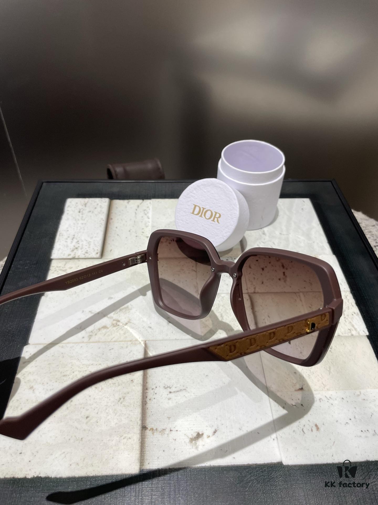 Dior Polarized Resin Sunglasses 😎 New Style Chic Sun Glasses to Reduce Glare, Block Harmful Radiation 🌞 Essential Fashion Accessory for Travel and Daily Wear, Perfect for Driving Too 🚗