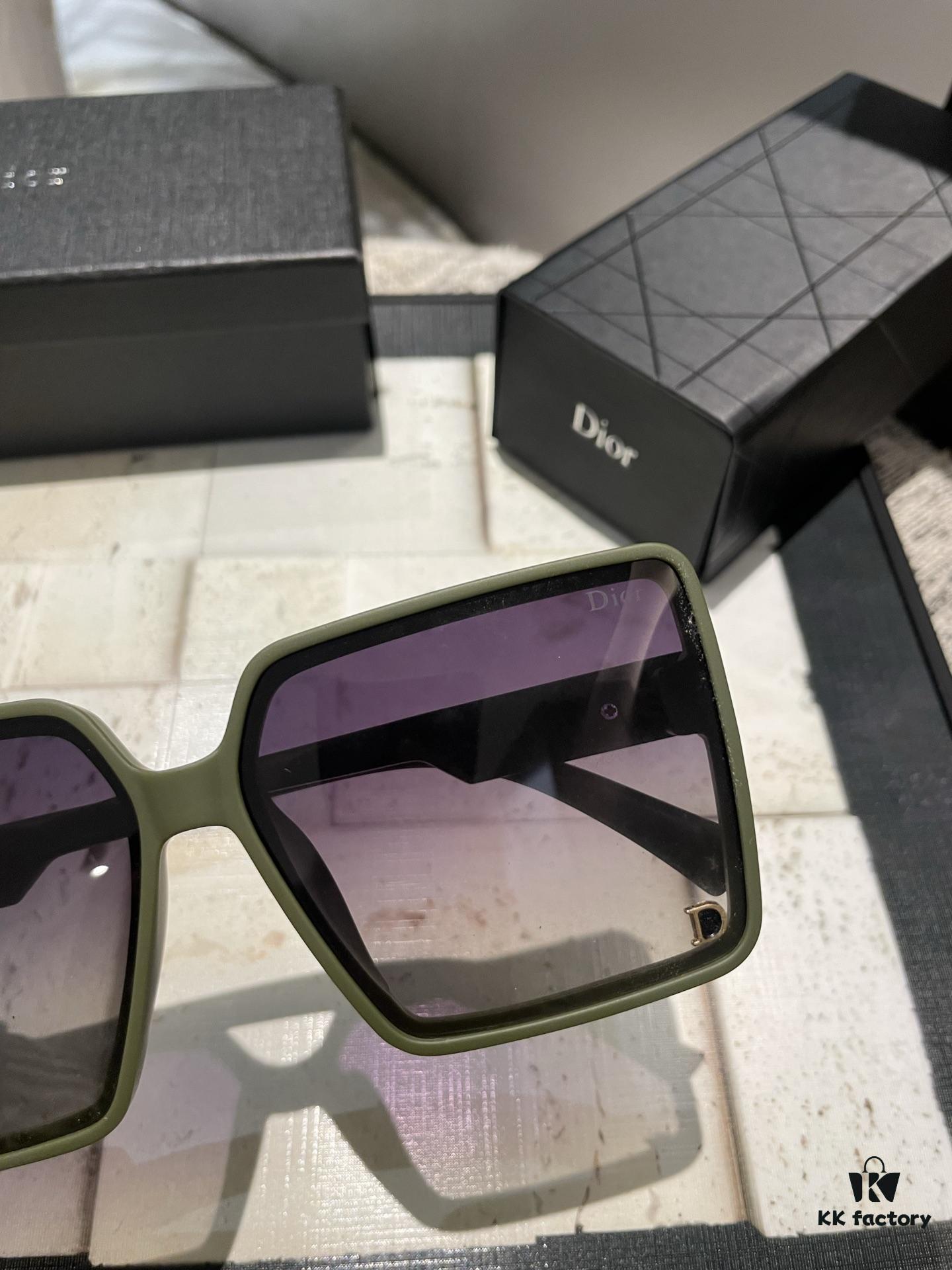 Dior Polarized Resin Sunglasses, New Mini Chanel Style Sun Glasses, Reduce Glare, Block Harmful Radiation, Essential for Travel and Daily Wear, Suitable for Driving