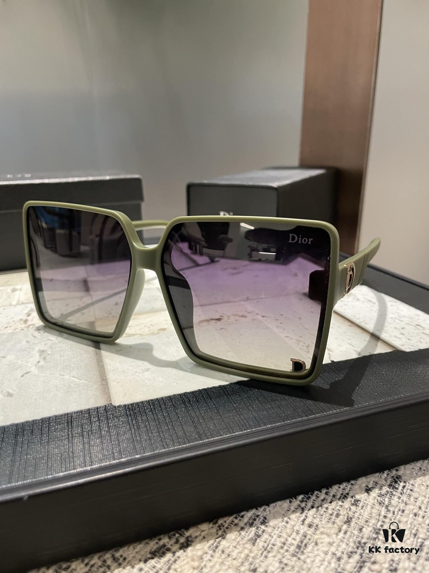 Dior Polarized Resin Sunglasses, New Mini Chanel Style Sun Glasses, Reduce Glare, Block Harmful Radiation, Essential for Travel and Daily Wear, Suitable for Driving