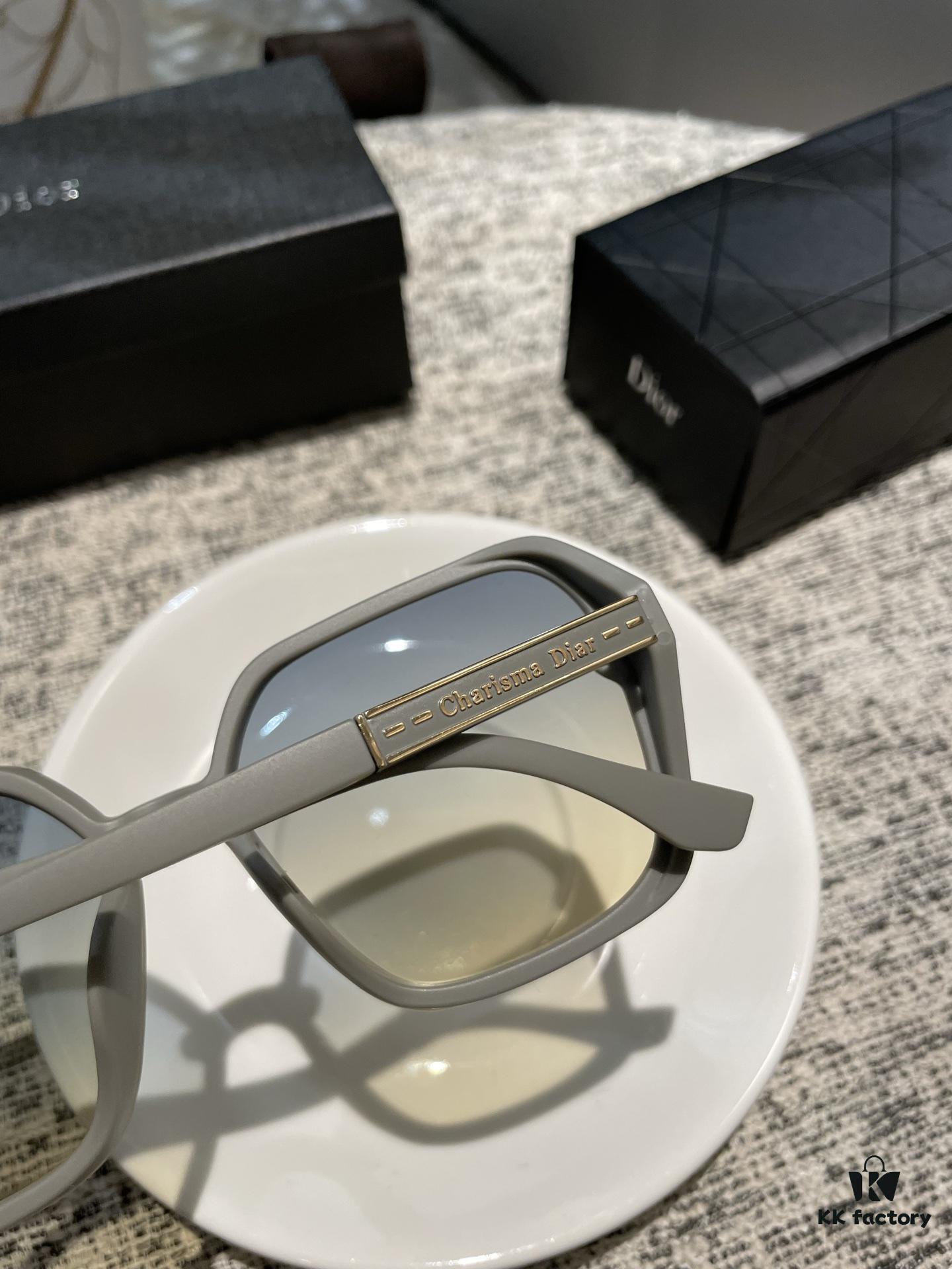 Dior Polarized Resin Sunglasses, New Small Luxury Style, Reduces Glare and Blocks Harmful Radiation, Essential for Travel and Daily Wear