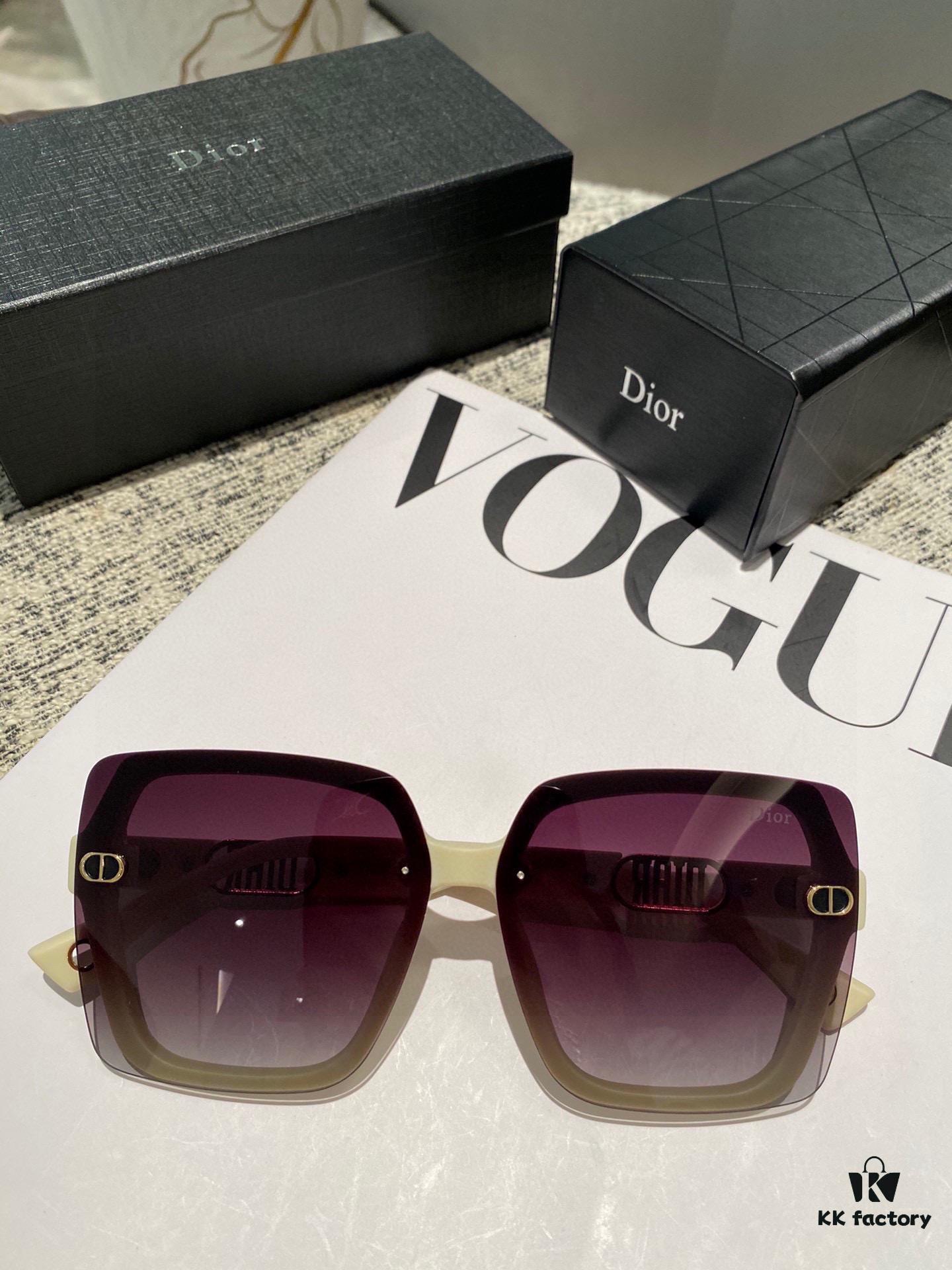 Dior Polarized Resin Sunglasses 😎 New Style Chic Eyewear to Reduce Glare and Block Harmful Radiation 🥰 Essential Fashion Accessory for Travel, Outings, and Driving 🌸 Brand Philosophy: Trends Fade, Style Endures 🥳 6105 Sunglasses