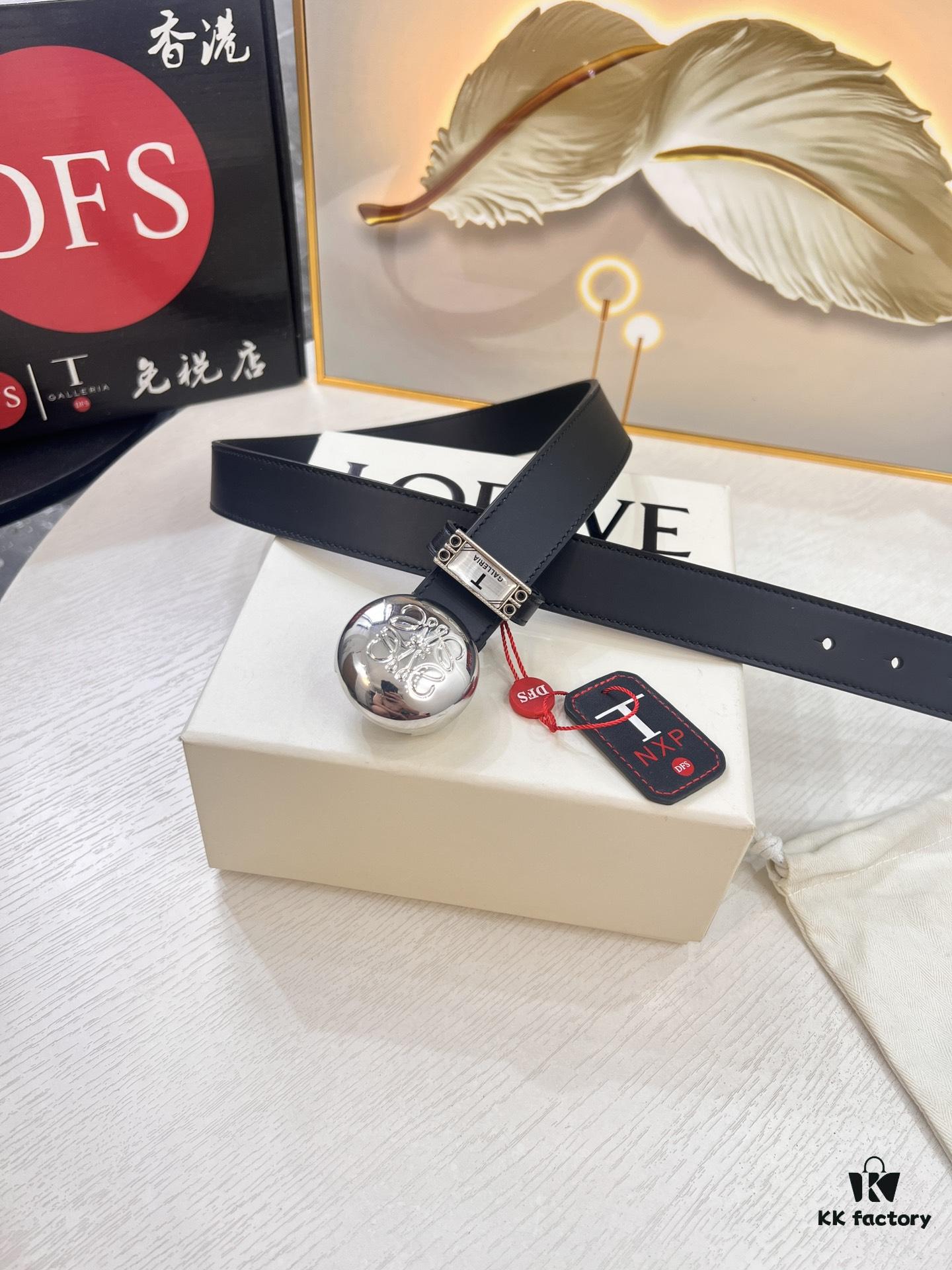 Loewe Hong Kong Duty-Free T Gift Box 🎁 (NXP RFID Tag with Official Website Verification, Authentic Anti-Counterfeit Chip)