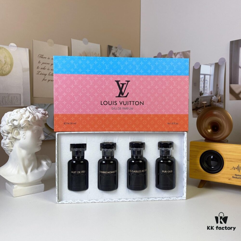 Louis Vuitton LV Black Bottle Limited Edition Travel Set of Four 30ml x 4 with Sprayers, Including Night Fire, Floating Shadow, Saabo Rose, Pure Oud