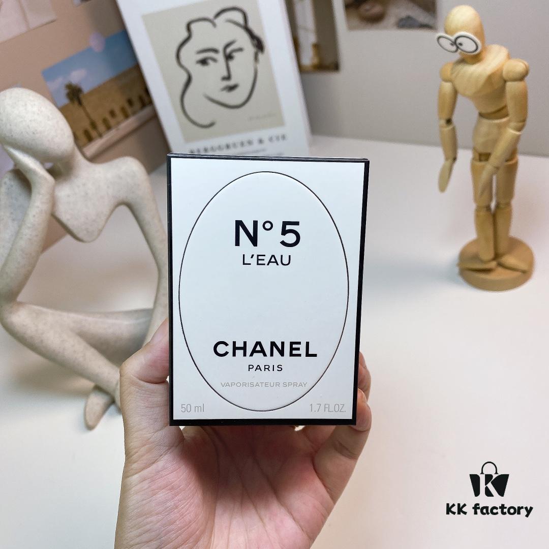 Chanel Limited Edition Oval Bottle N°5 L'EAU 50ml