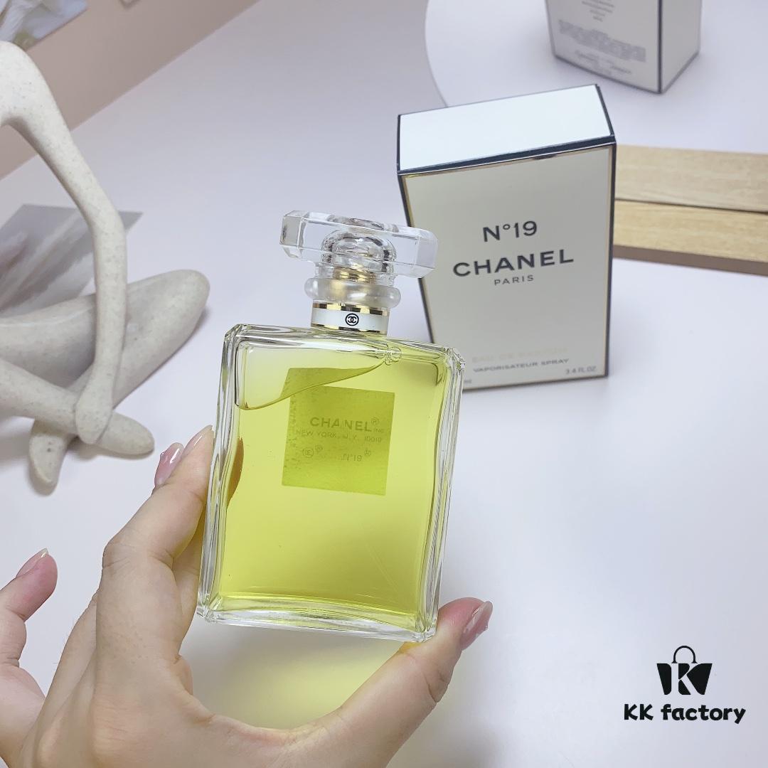 Free Shipping Chanel No.19 Classic Elegant Eau de Toilette 100ml
