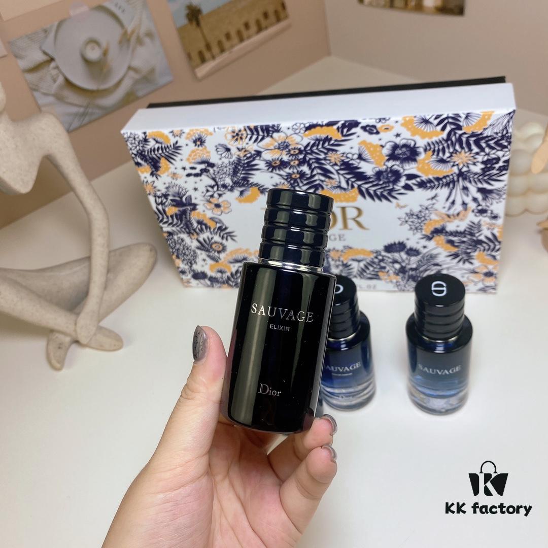 Free Shipping Dior Sauvage 30ml x 4 Set (Sample Pack of 4 with Atomizers) Including Eau de Toilette, Eau de Parfum, Parfum, and Privée Edition