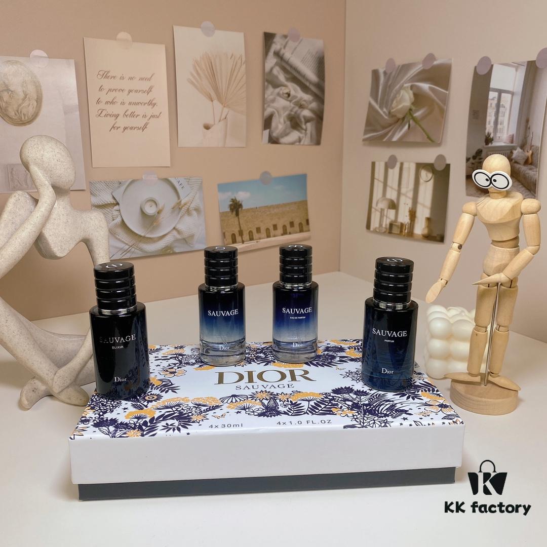 Free Shipping Dior Sauvage 30ml x 4 Set (Sample Pack of 4 with Atomizers) Including Eau de Toilette, Eau de Parfum, Parfum, and Privée Edition