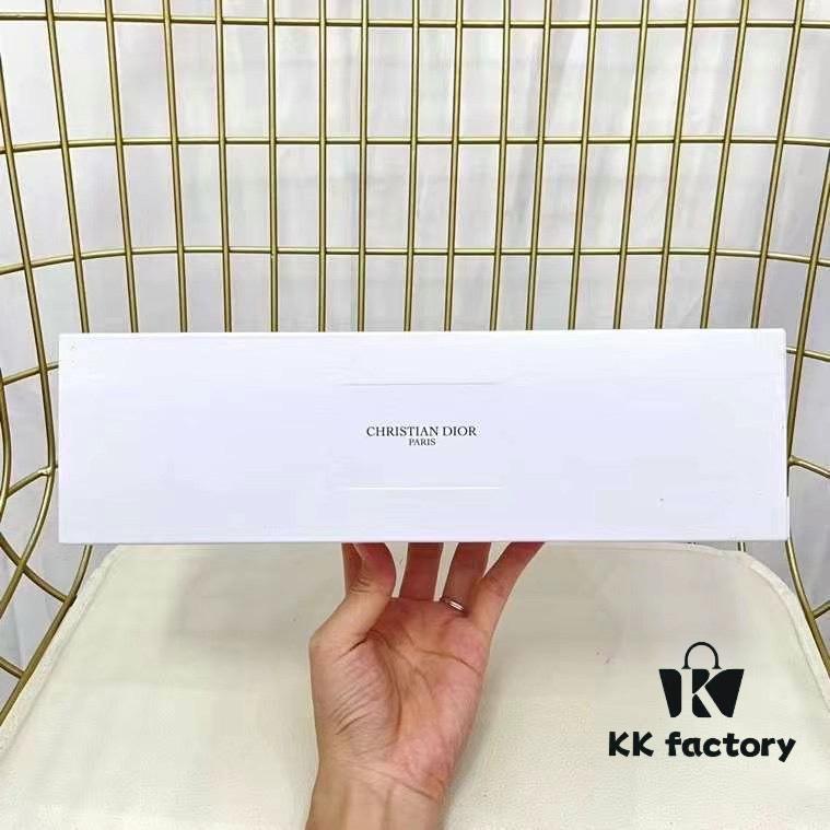 Dior Collection Perfume Sample Set of 8 Pieces – 7.5ml Each, No Spray Nozzles, With Chinese Labels, In Stock